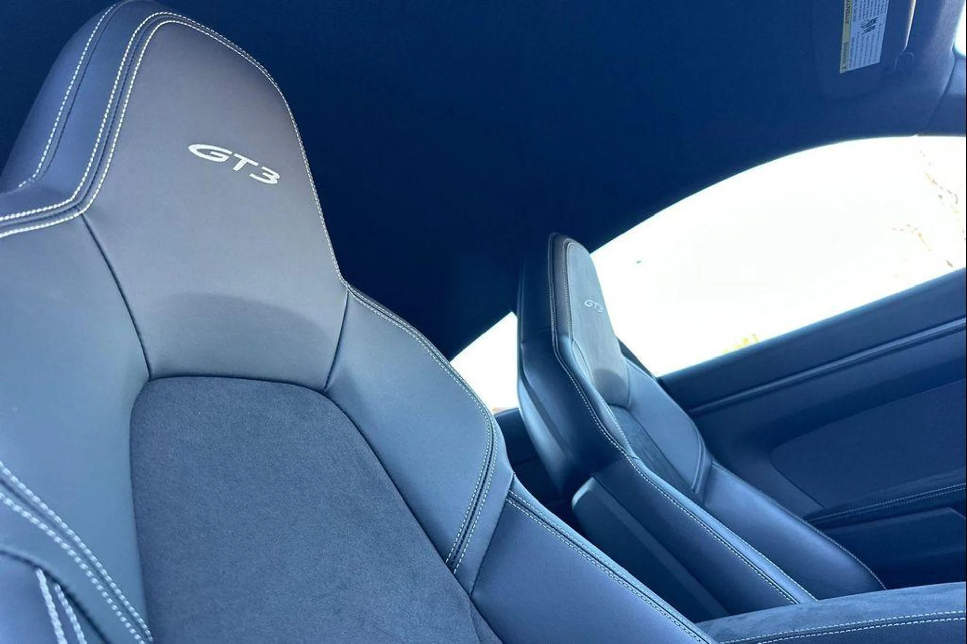 mph017_1835811312_dot2_L8wi8_Sjk_In3_M36f_Jq_LYD_3w0_e8ec91dbc8