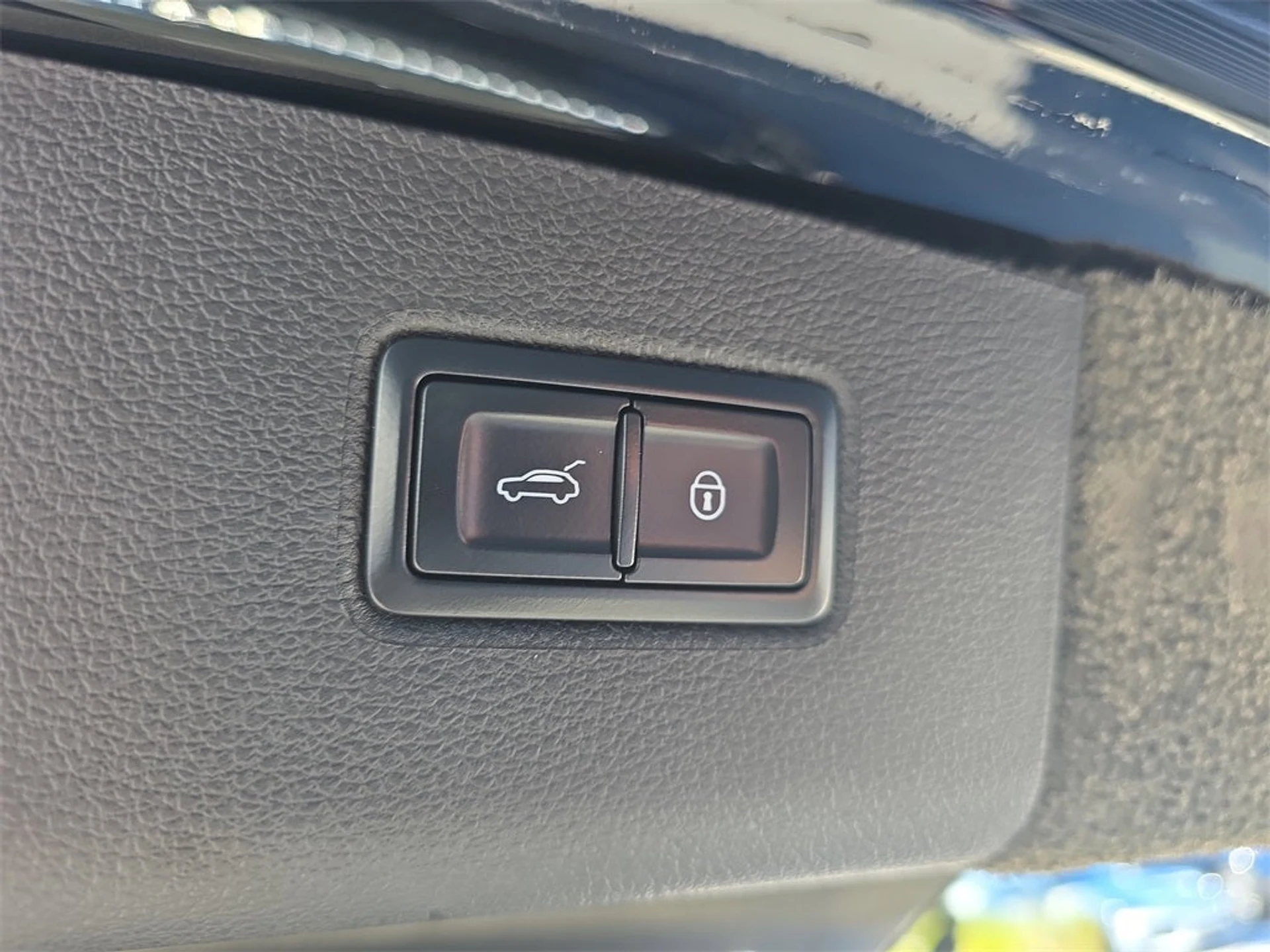 mph017_1835982347_18_20526e2f90