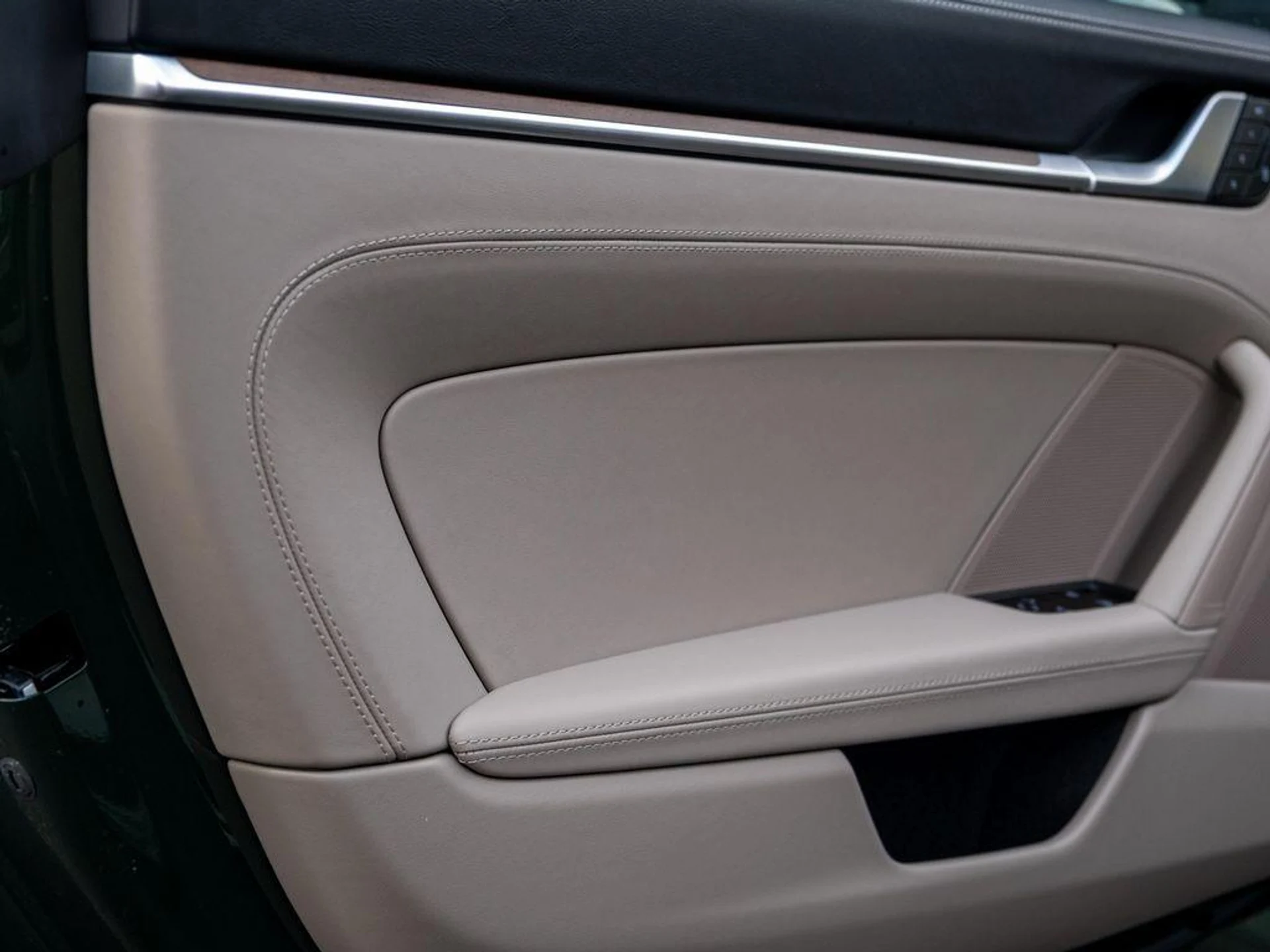 mph017_1846929496_Go_DR_Fl_Xyh_M_Jv_Y_Tn_S9he_Jtxc_Ug6_Q_12097d1826