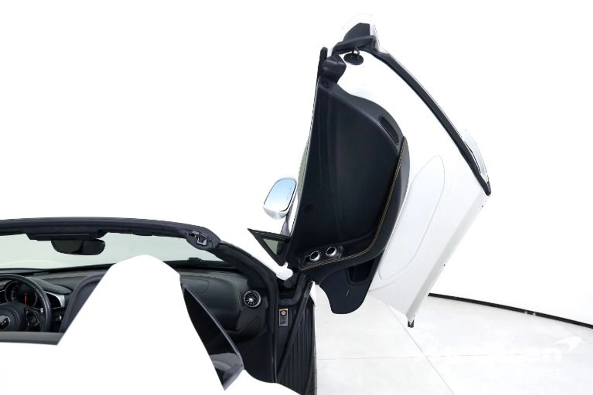 mph017_1848934325_Used_2015_Mc_Laren_650_S_Spider_d96852824d
