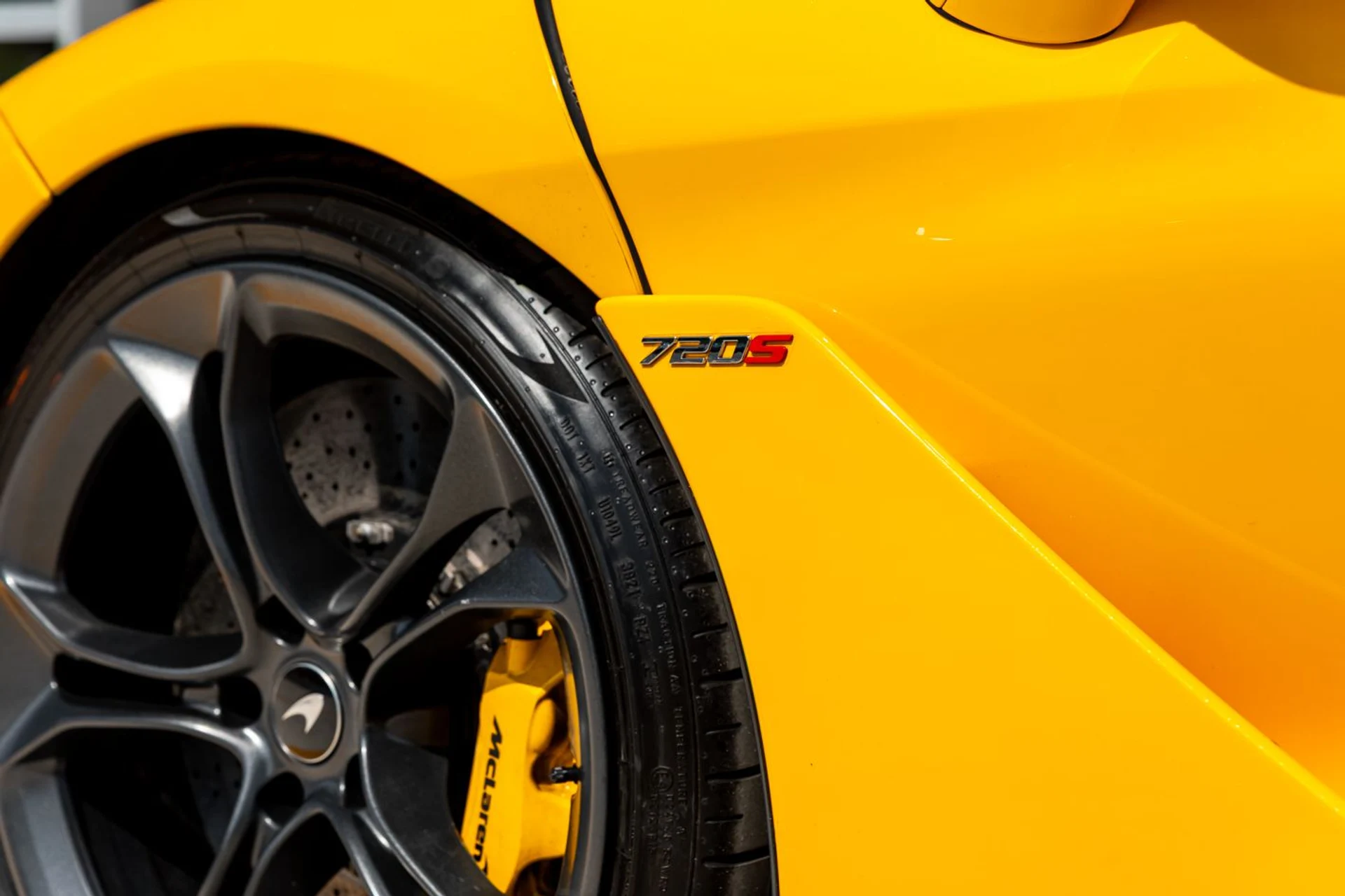mph017_185204914_Used_2019_Mc_Laren_720_S_6e72af4a52