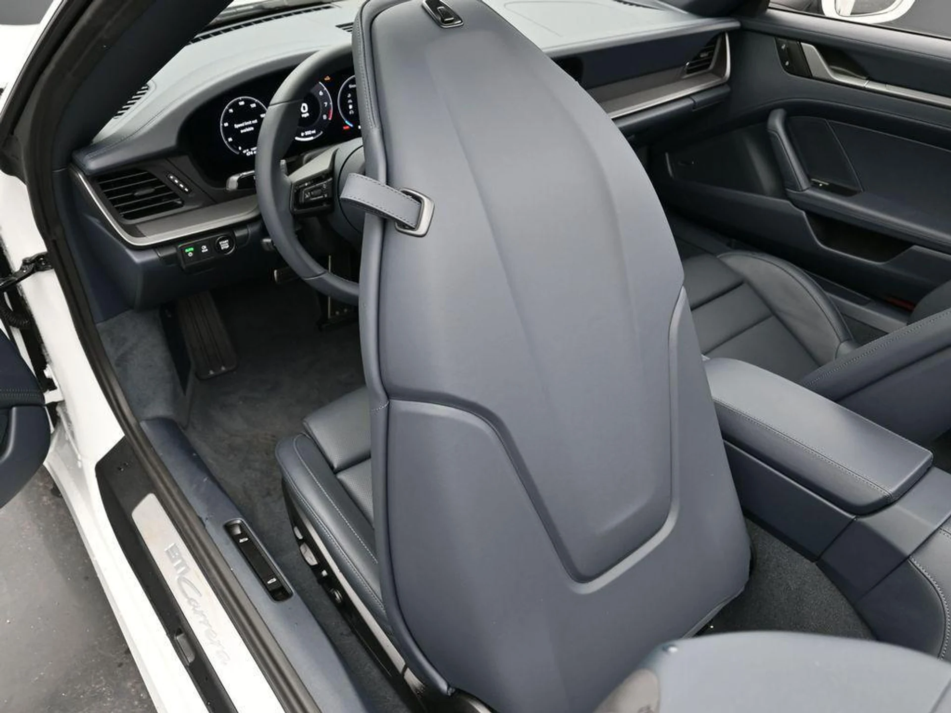 mph017_1852988679_5j_L9m97_Xp_M5_Nk_B_Gf3_Iwt_H4h_J5dg_502578ef4e