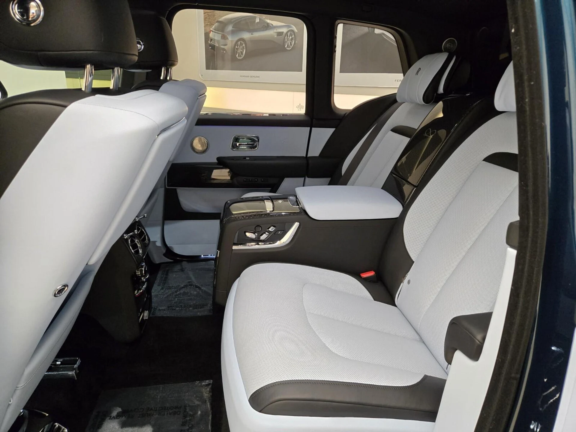 mph017_1853708210_Used_2025_Rolls_Royce_Cullinan_Black_Badge_1770446937_9876e47f70