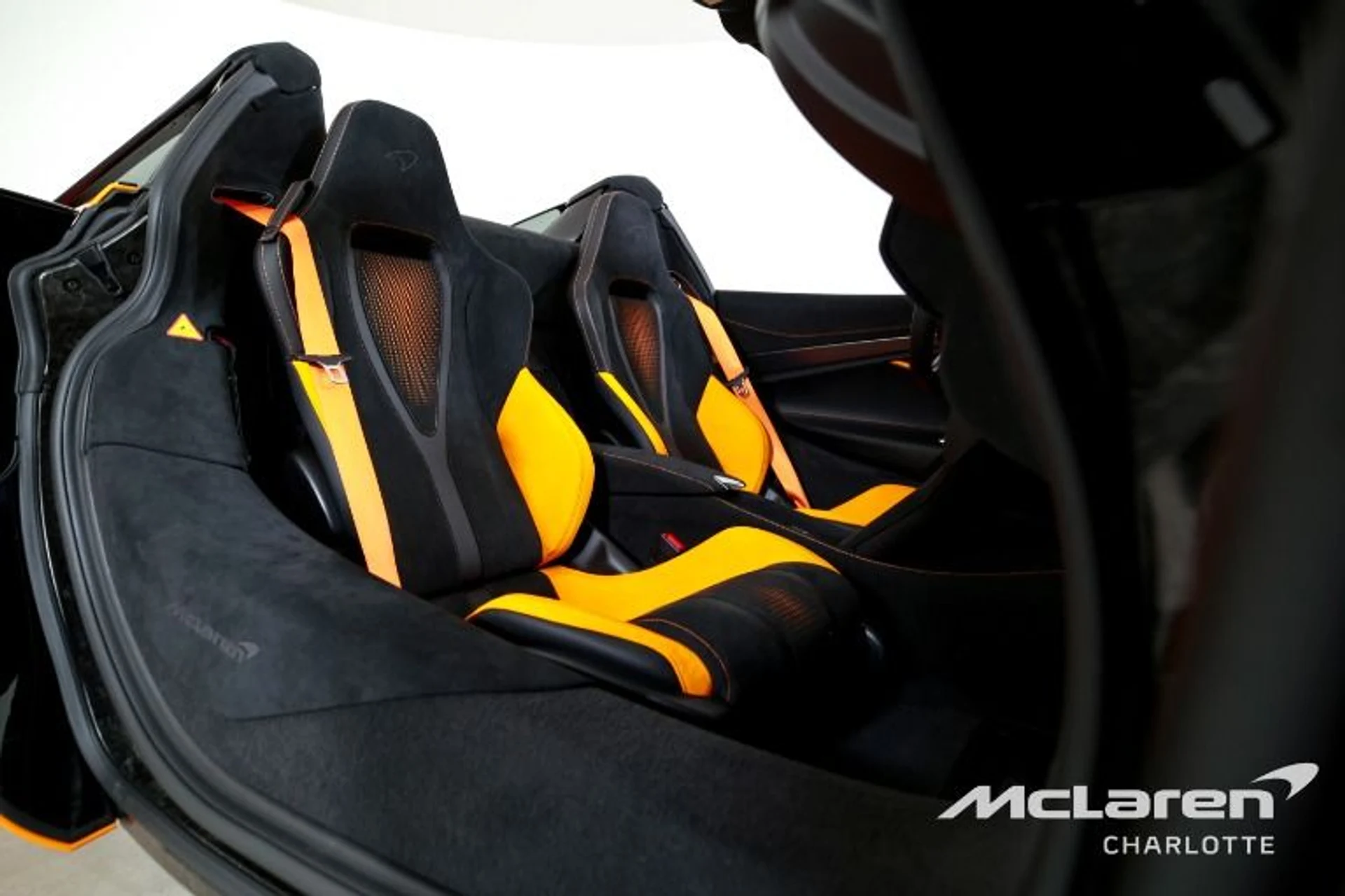 mph017_1867104338_Used_2026_Mc_Laren_750_S_Spider_b724fe2110
