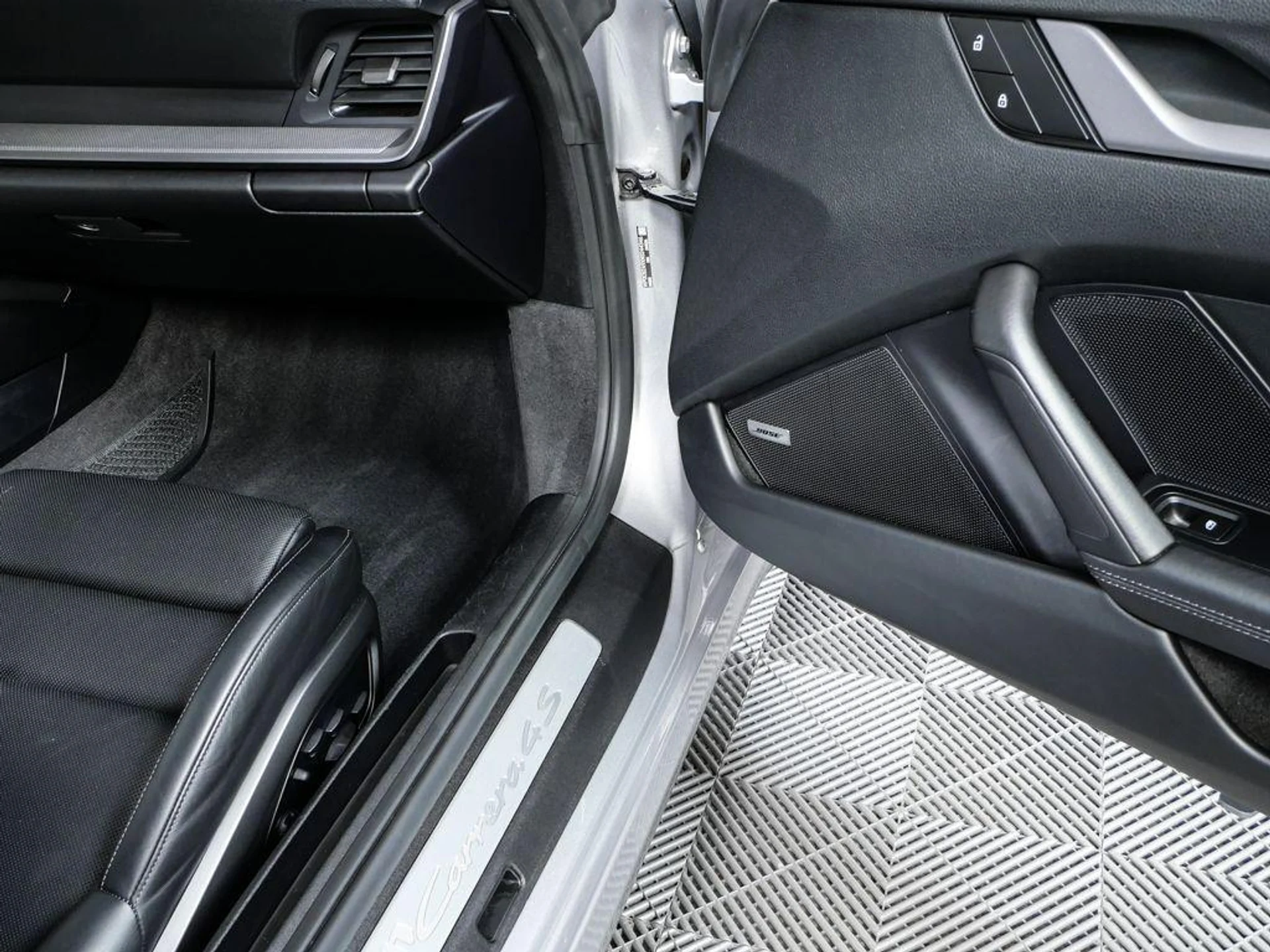 mph017_1867531582_Ayvc29_OC_Rnf_J_Oi6_Mx9uv1l_T_Gp_WY_7e7cb51623