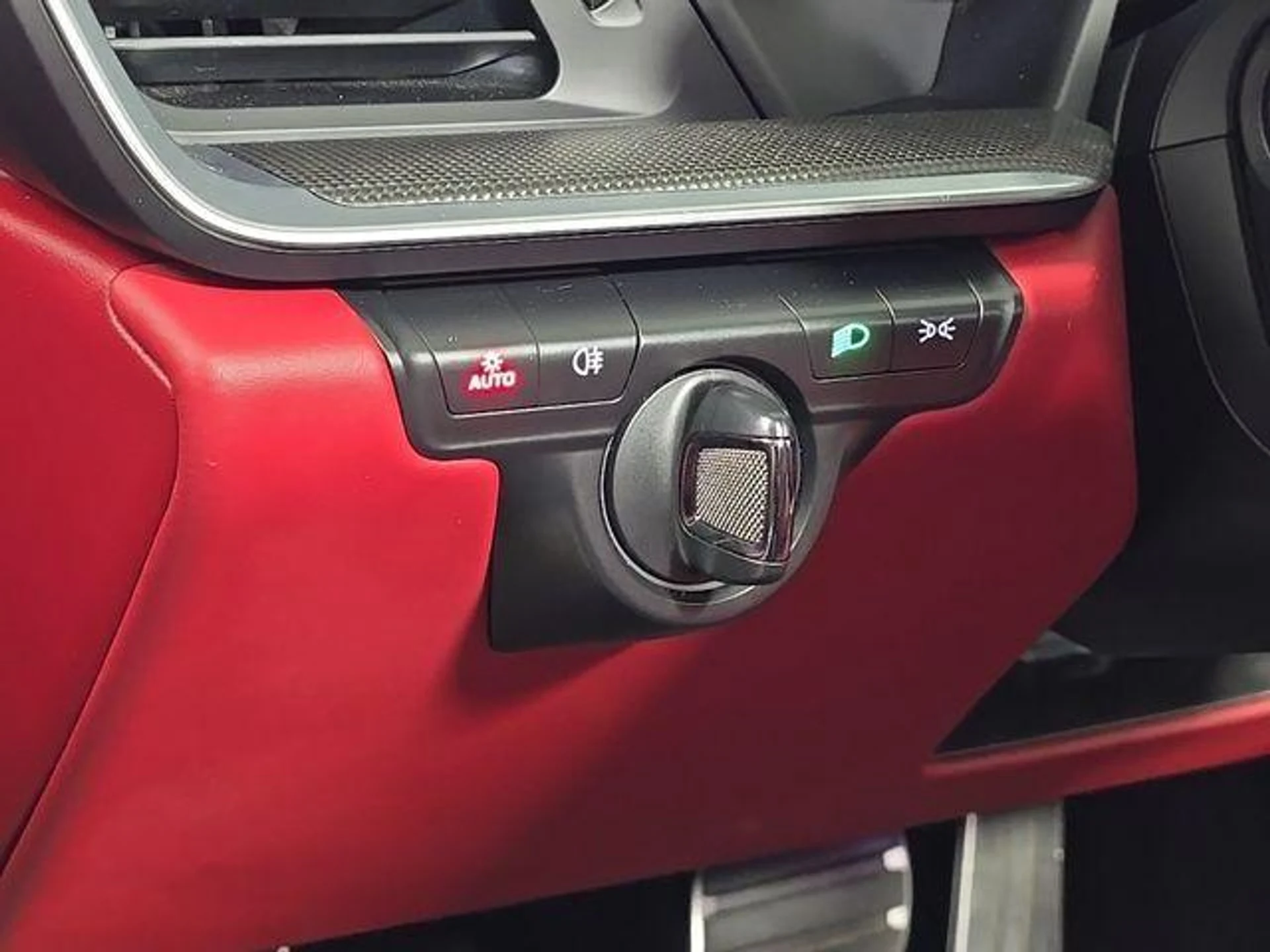 mph017_1868115377_nw_S0_Ve_Nj_Hr1_MMY_Bs_FI_Ch_Bl_YM_Pj_U_1a2dd0df8a