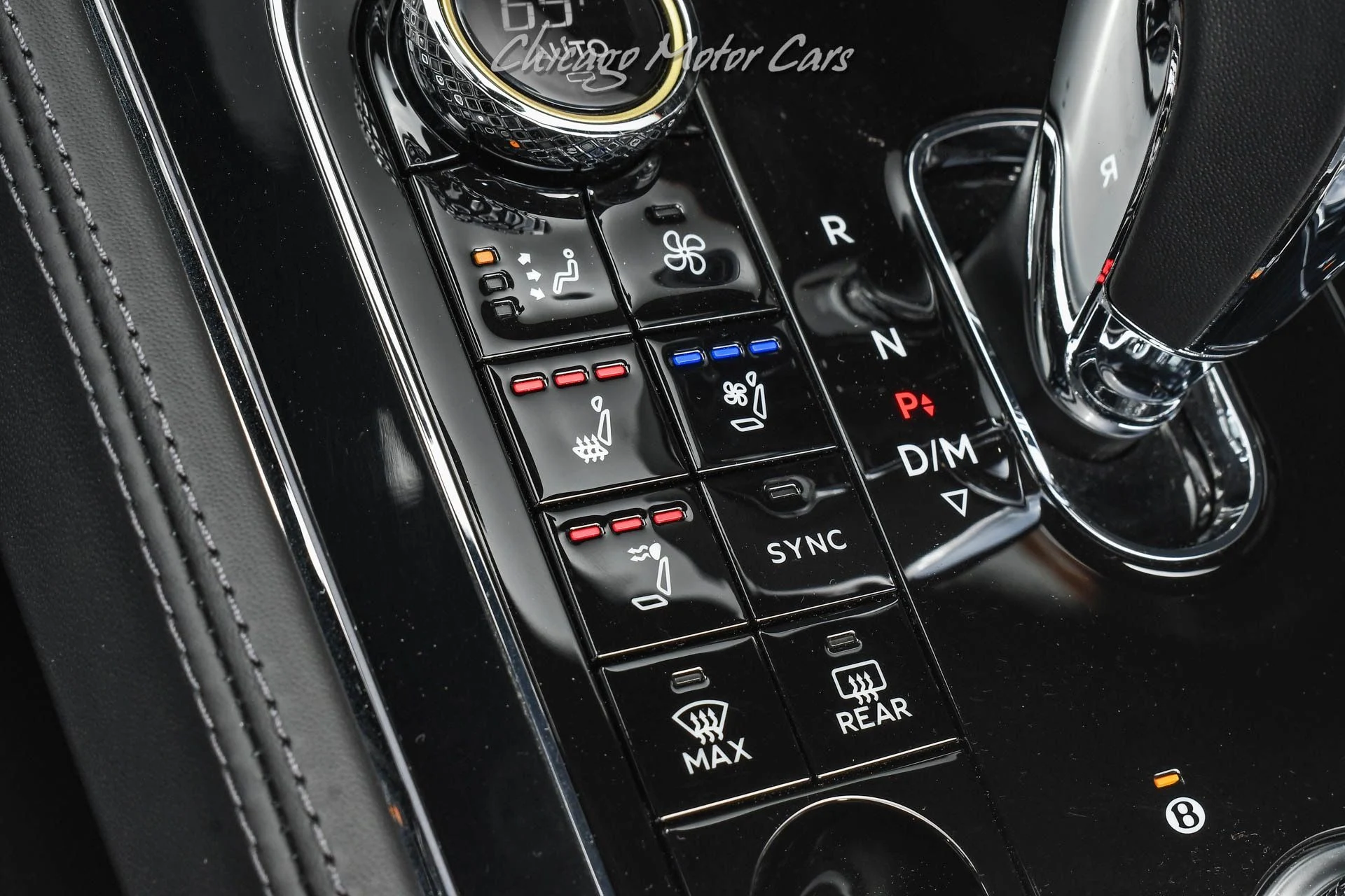 mph017_1890287276_13343_p18_l_d826774c41