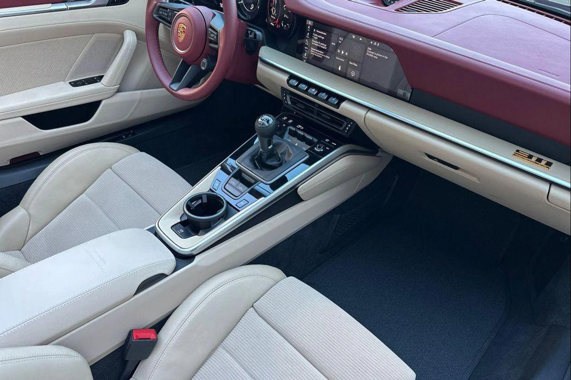 mph017_1890340562_ON_0_WE_1_Y_Uei_Jz7x20l_Mu_WPM_y9_E_bef95902db