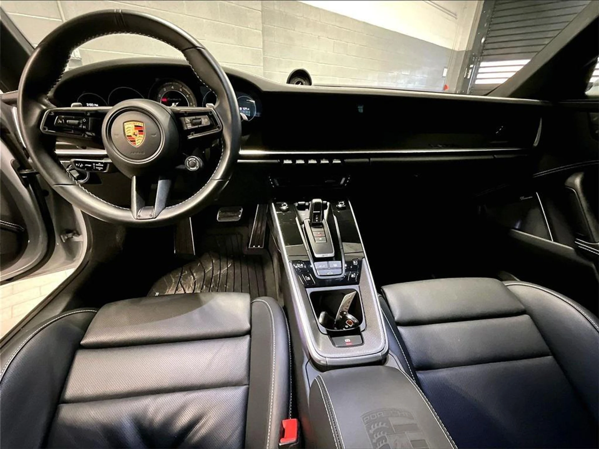 mph017_1890737198_ep_Gv_2zcxqe7pp_G9yb_Lj7l2n_E8_I_d3f58bd982