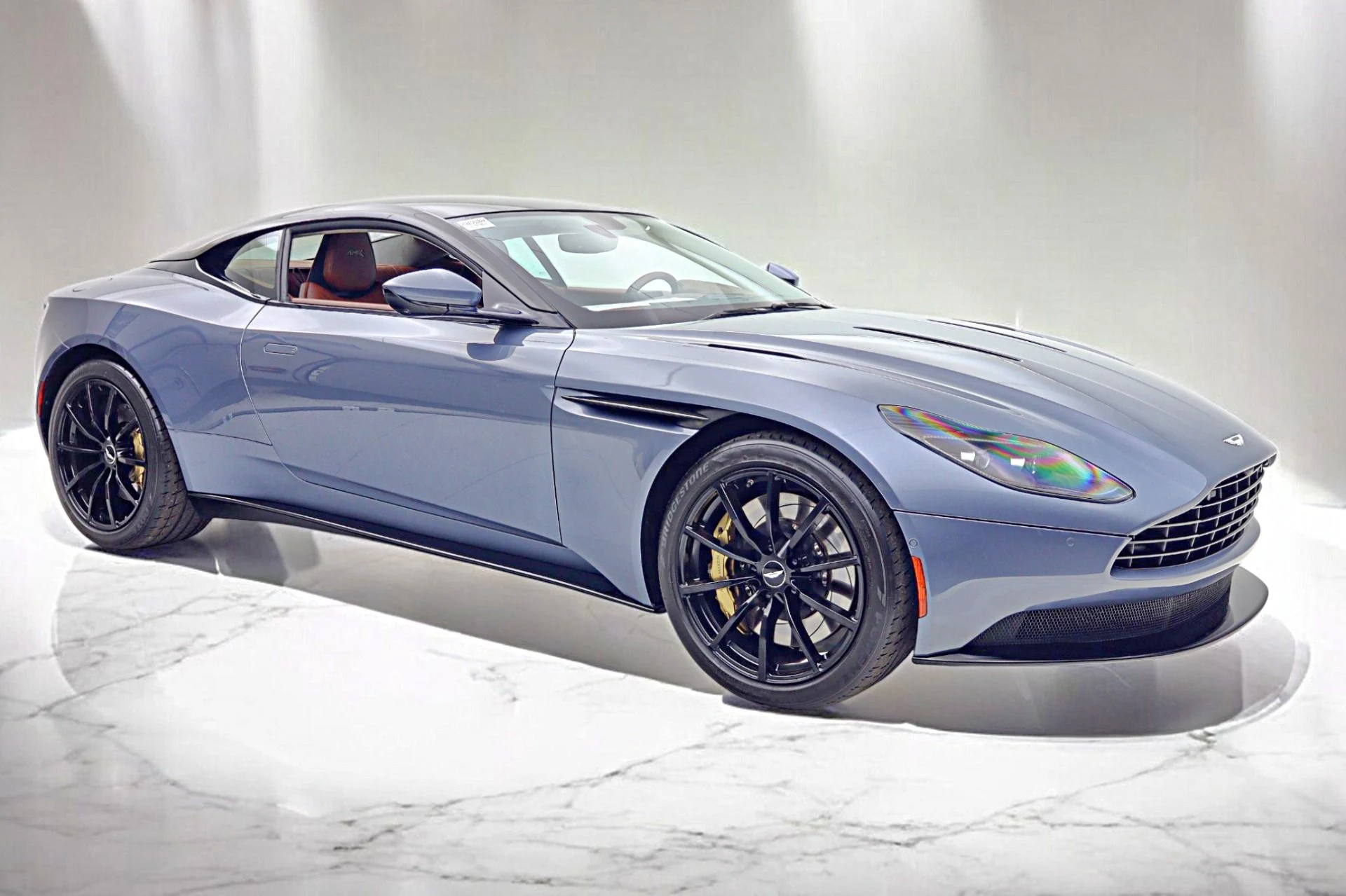 mph017_1891863713_Used_2020_Aston_Martin_DB_11_AMR_9853ab3c06