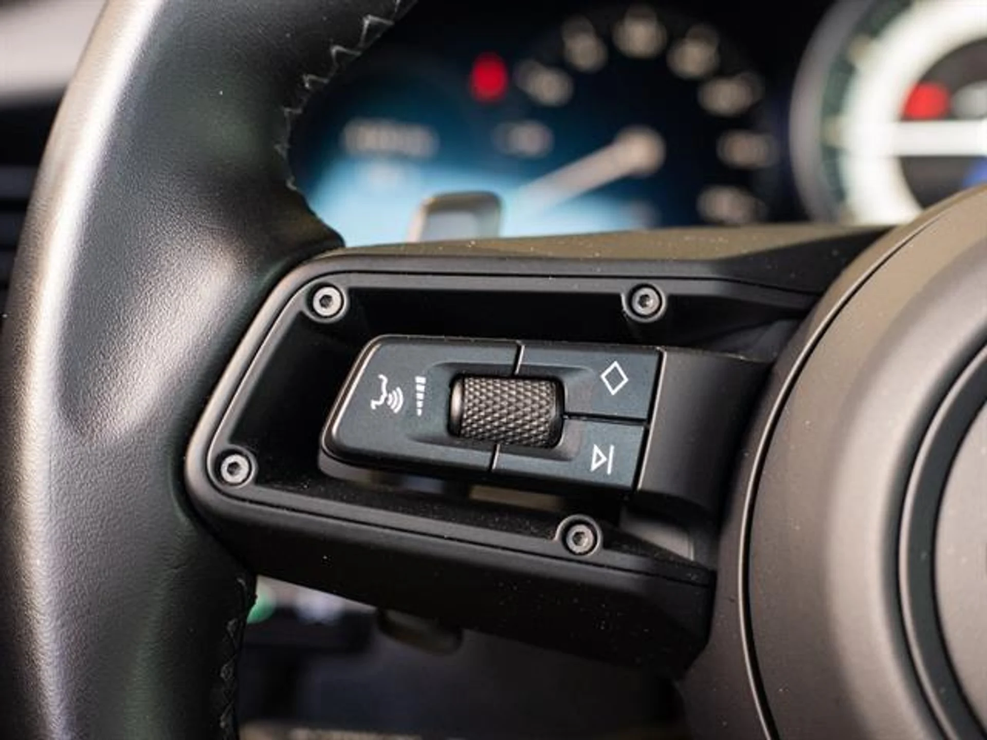 mph017_1895617433_0_UHFL_Rq3m_Dhu_I_Dtni_Bdr_Au4d9r4_a8919ad033