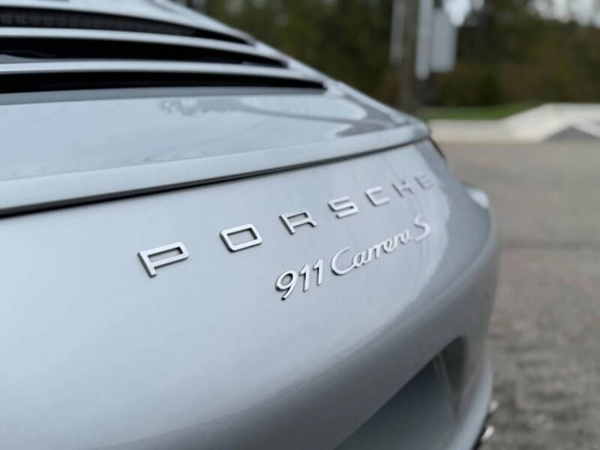 mph017_190296385_2014_porsche_911_carrera_s_2dr_coupe_95b78b9230