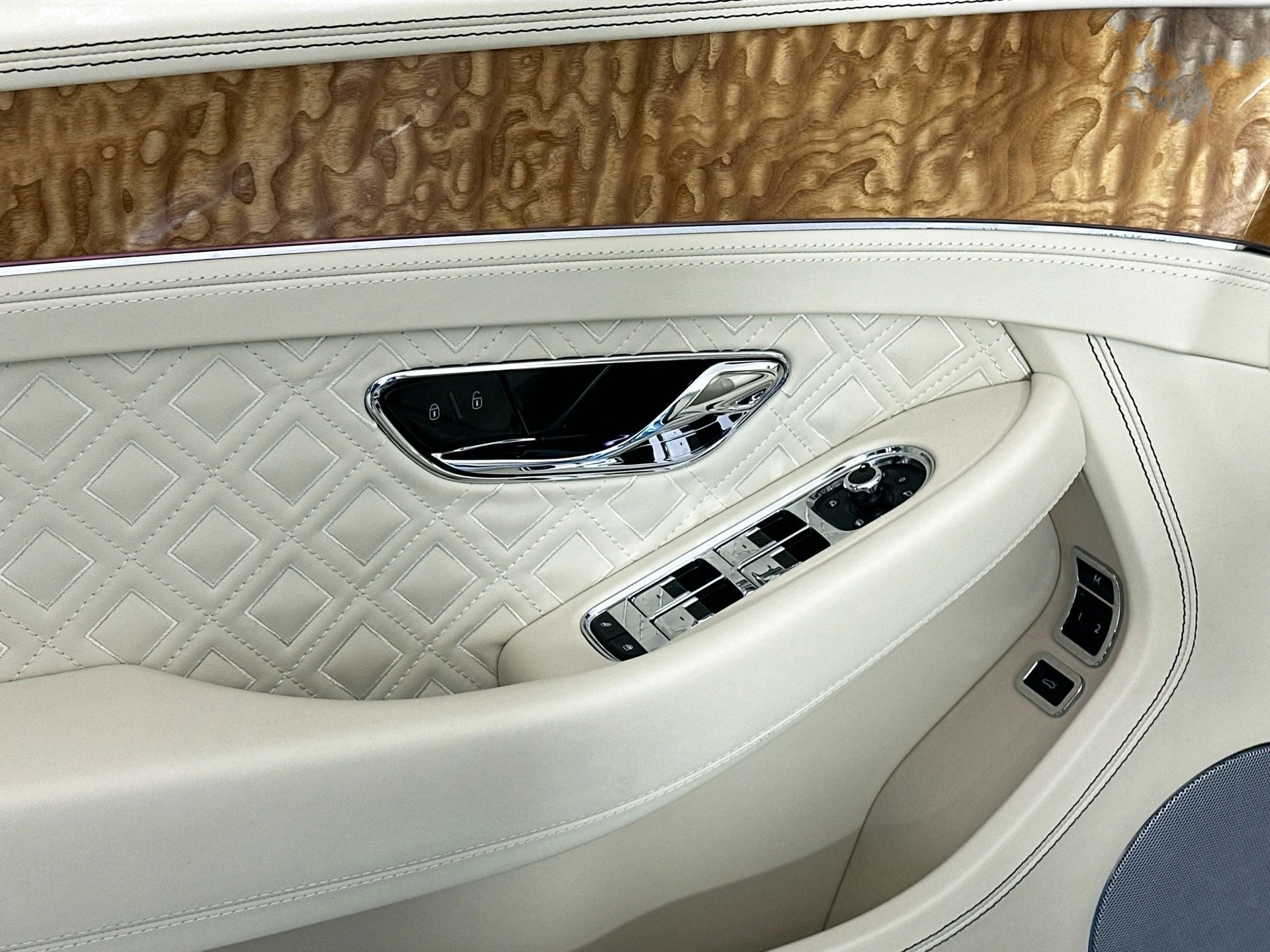 mph017_1914816101_18_635d5b8456