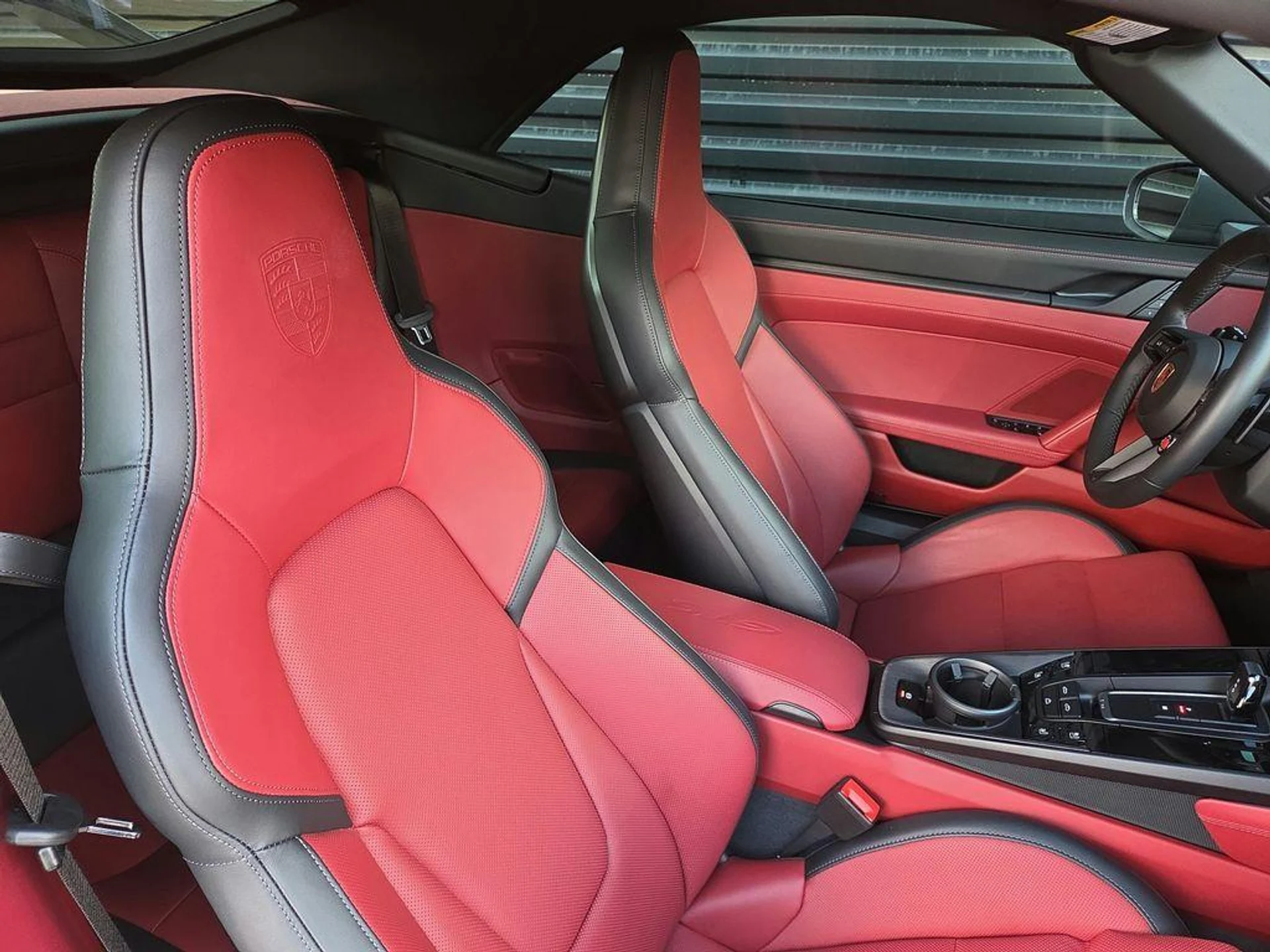 mph017_1917096142_gtsm5_D_Ko_A_Tq_H6bt_OQ_Hs_Yy69_Vs8g_3771742e03