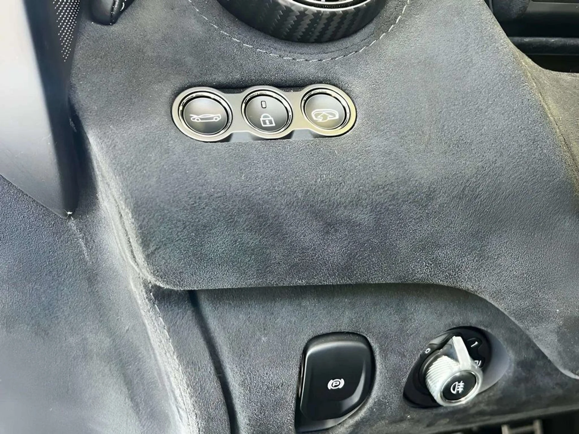 mph017_1918281439_z90vi5hmpnwqa8mzj69k86cujdbl_ce11205590