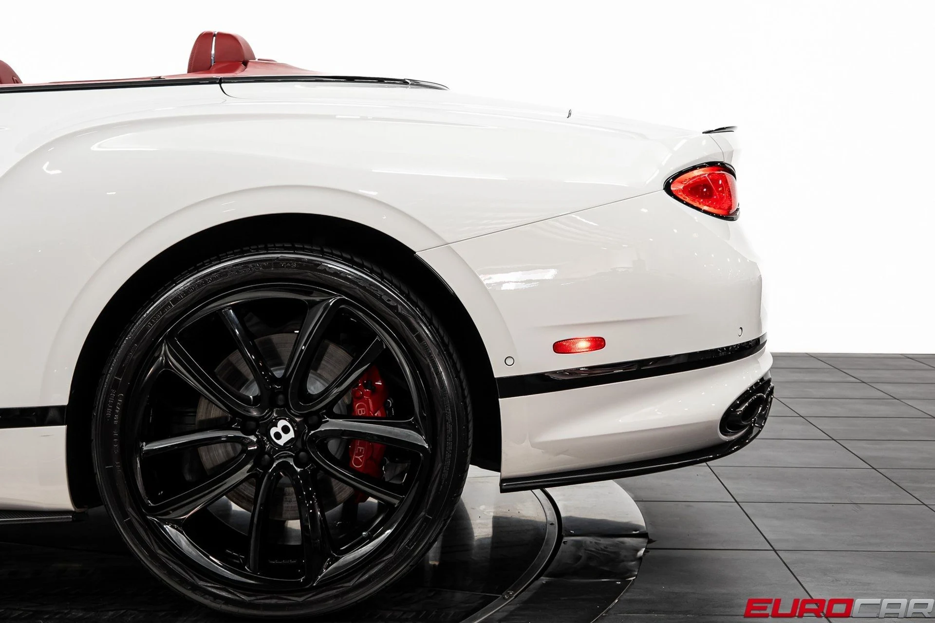 mph017_1925099504_image_18_c38ae95f00