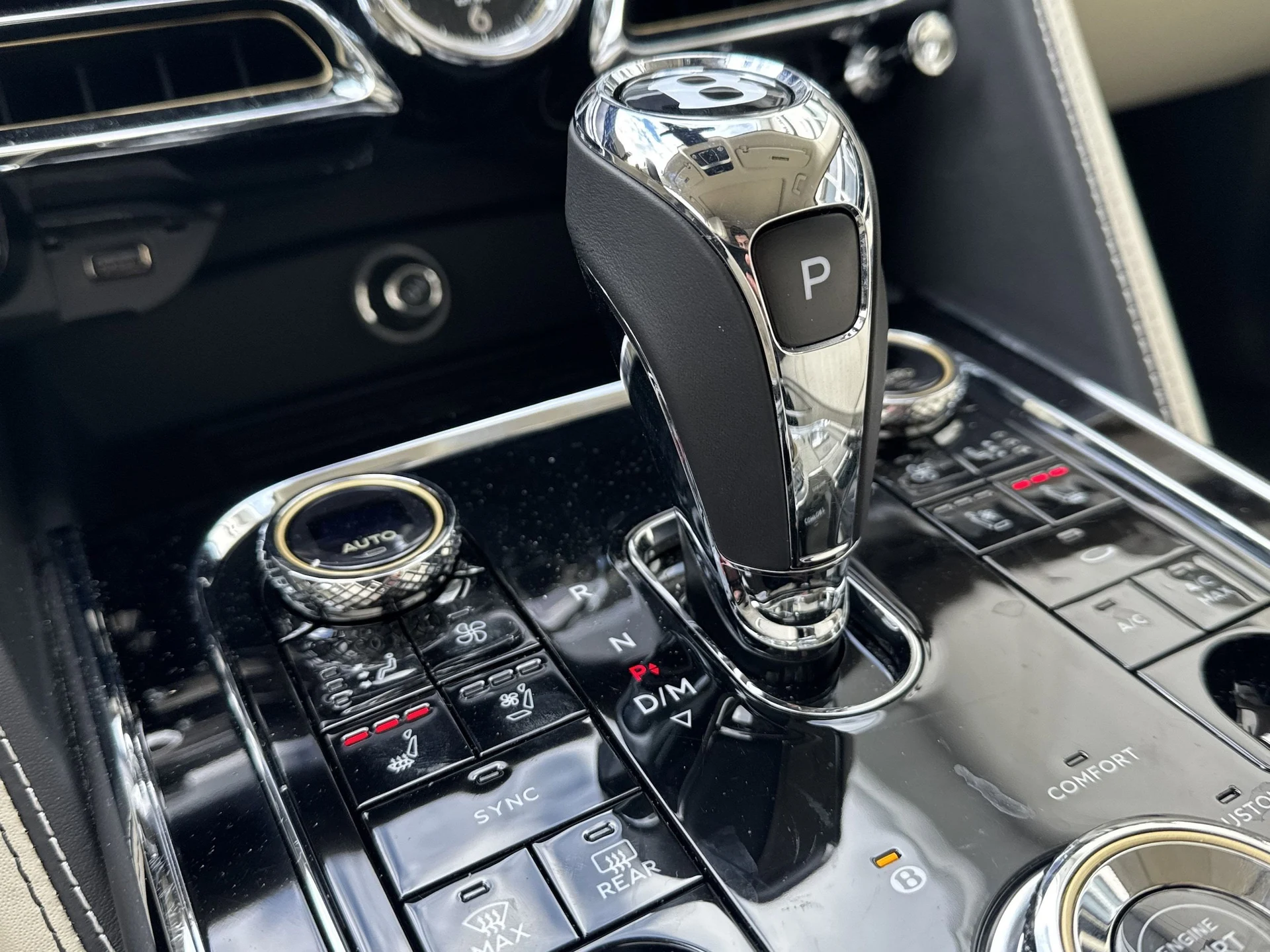 mph017_192588510_6d6d1cc14448ba57a7c41fc63753b0d8x_5061a45f5c