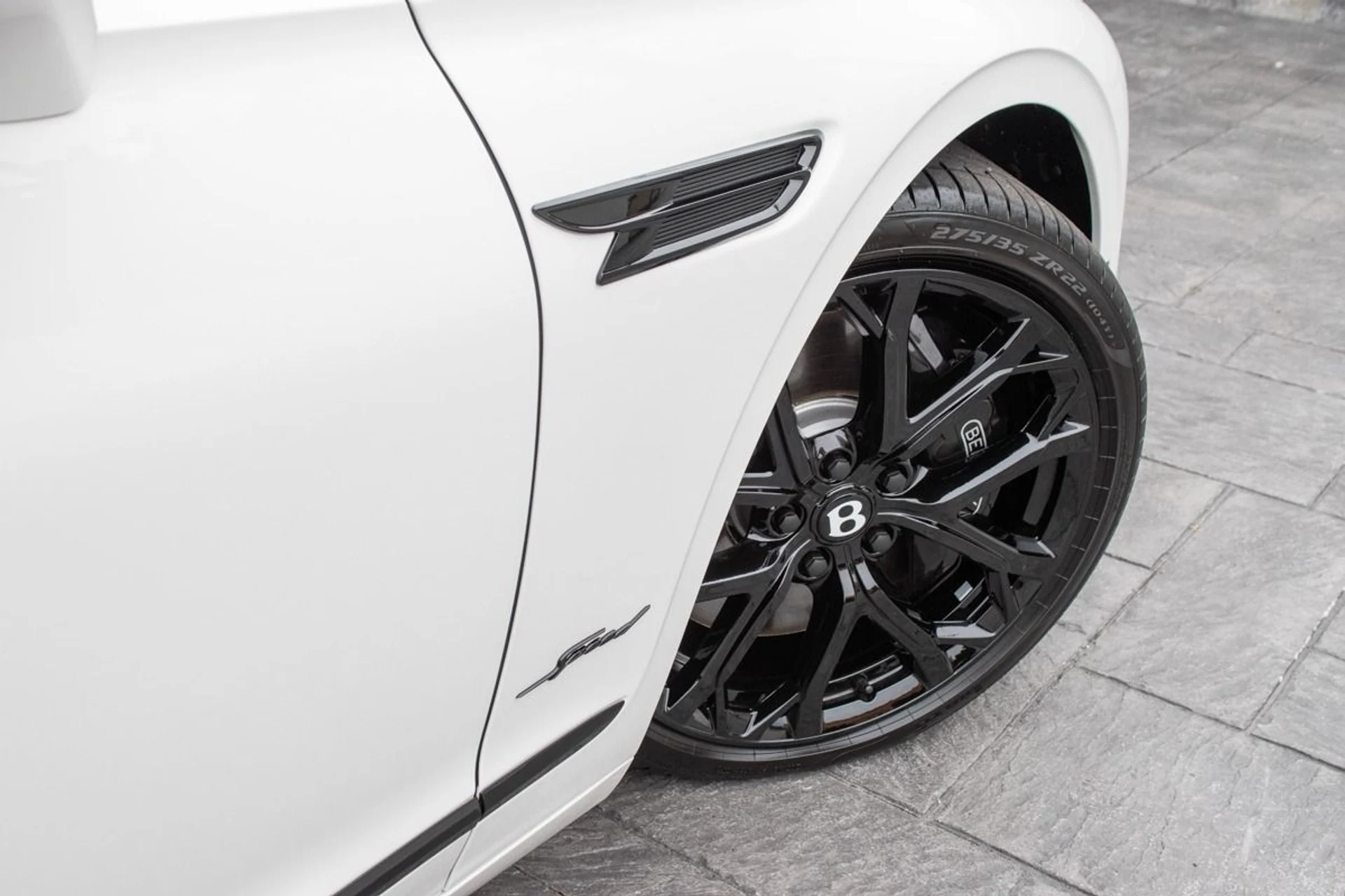 mph017_1926075250_Used_2024_Bentley_Flying_Spur_Speed_1712782201_682d7a3a8d