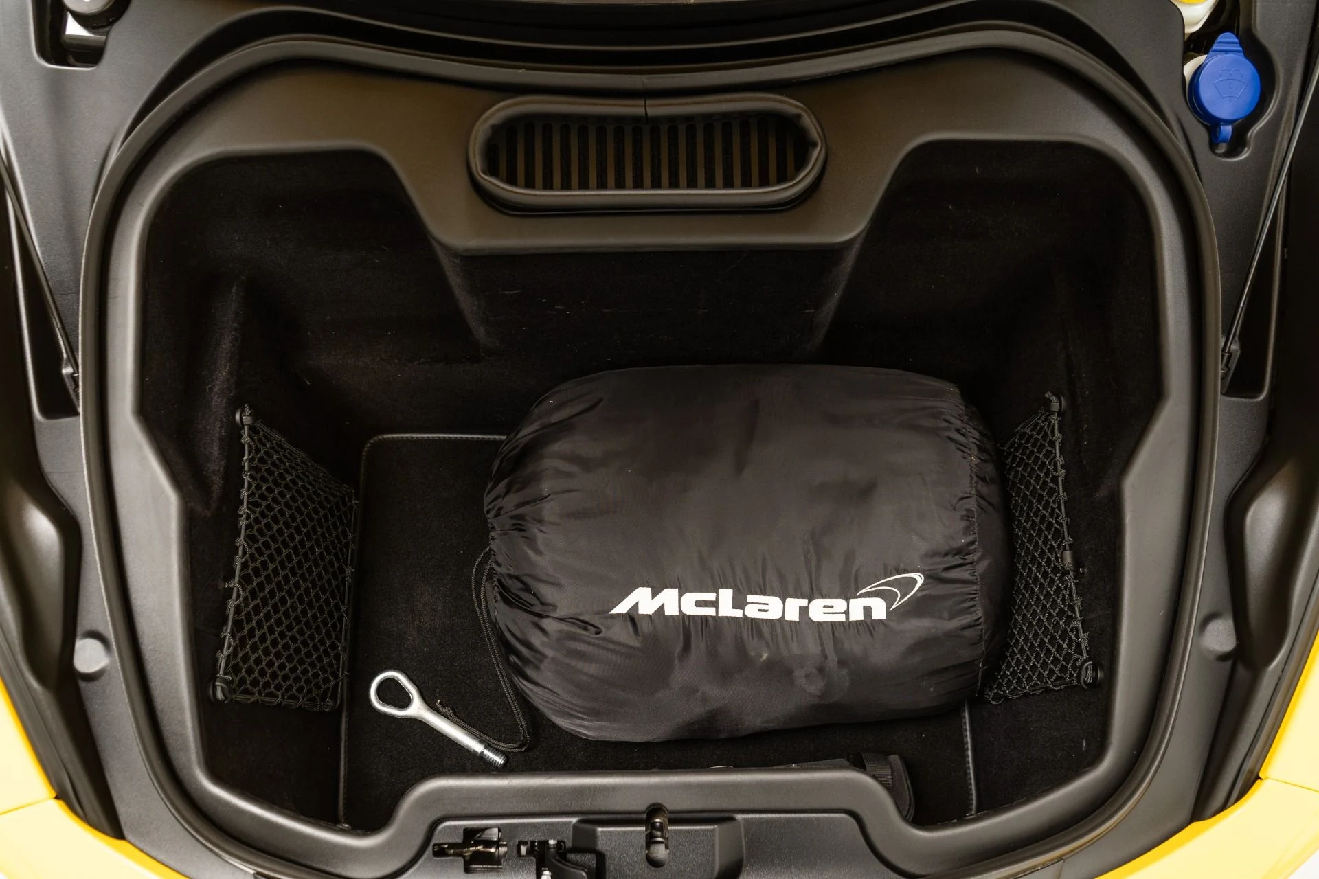 mph017_1930340397_Used_2015_Mc_Laren_650_S_Spider_1749434905_820e278e8f