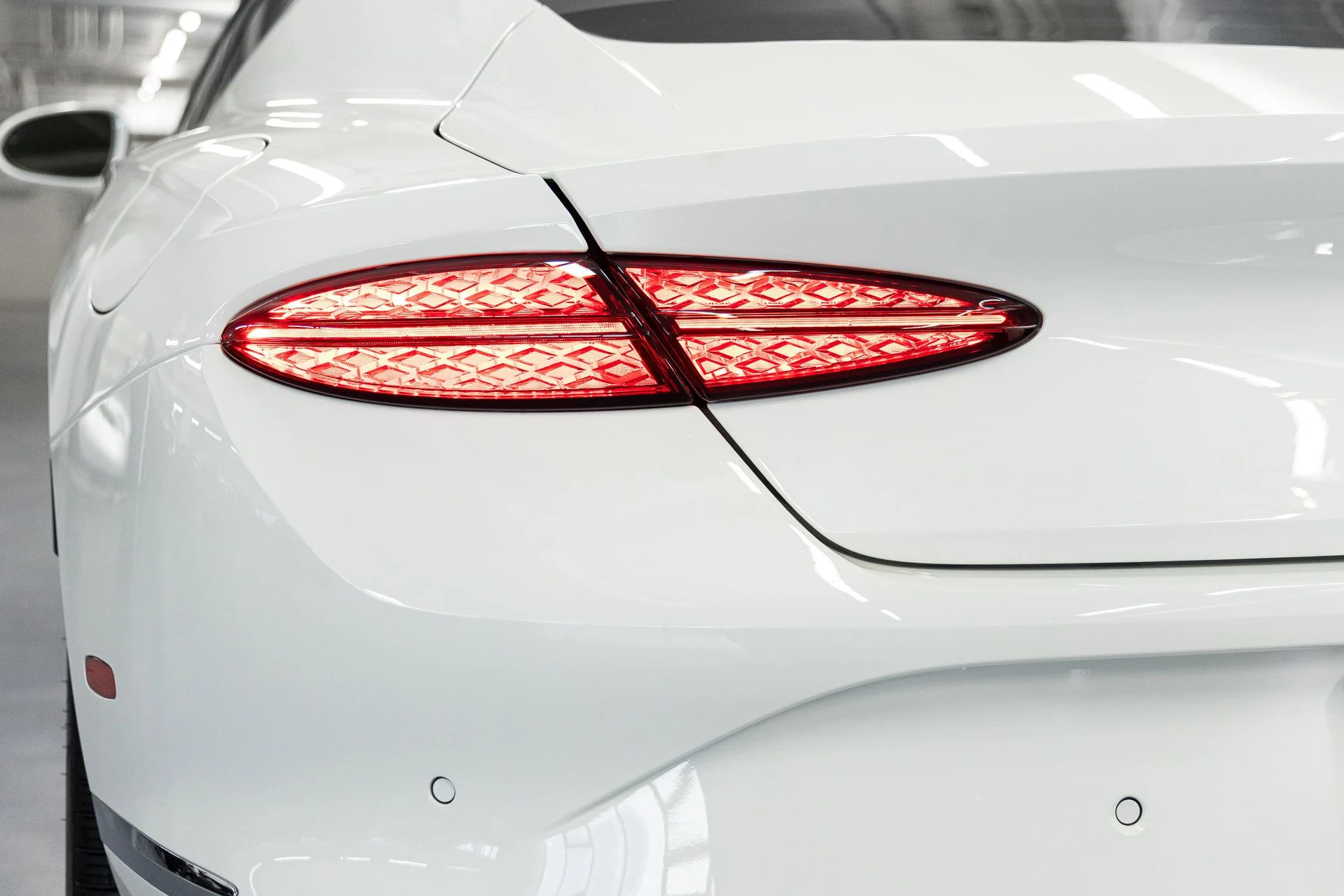 mph017_1933728468_526e52bec01dcc634507555ac57f1305x_06d25025a1