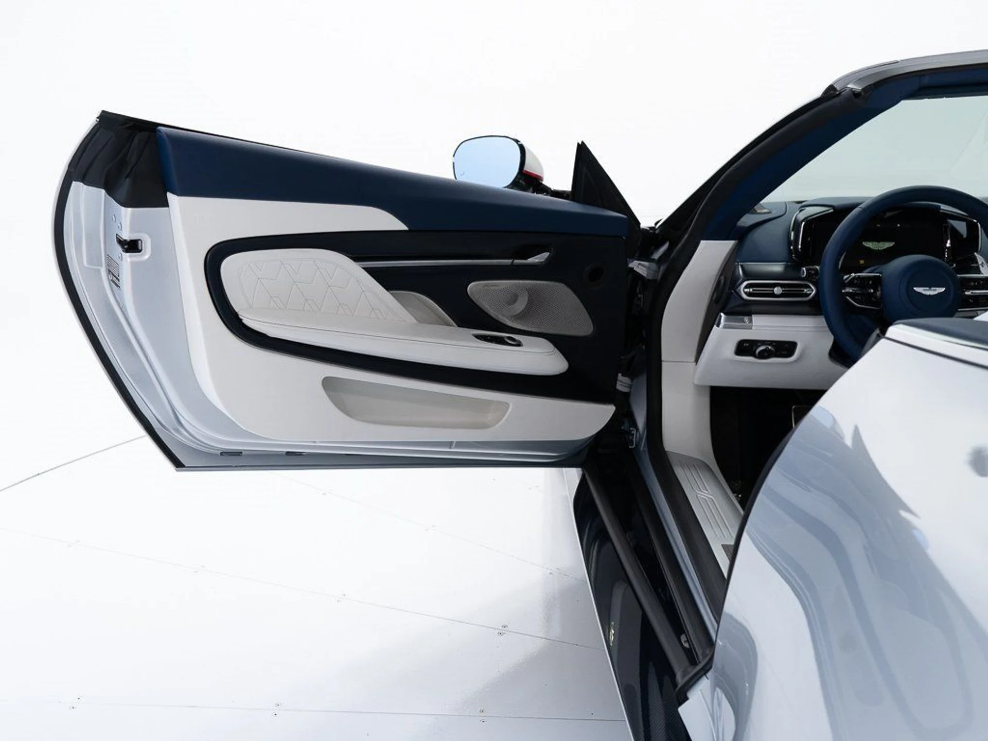 mph017_1938659819_b4c11aaf4437353983c522864df61770_2ddb45cb9f