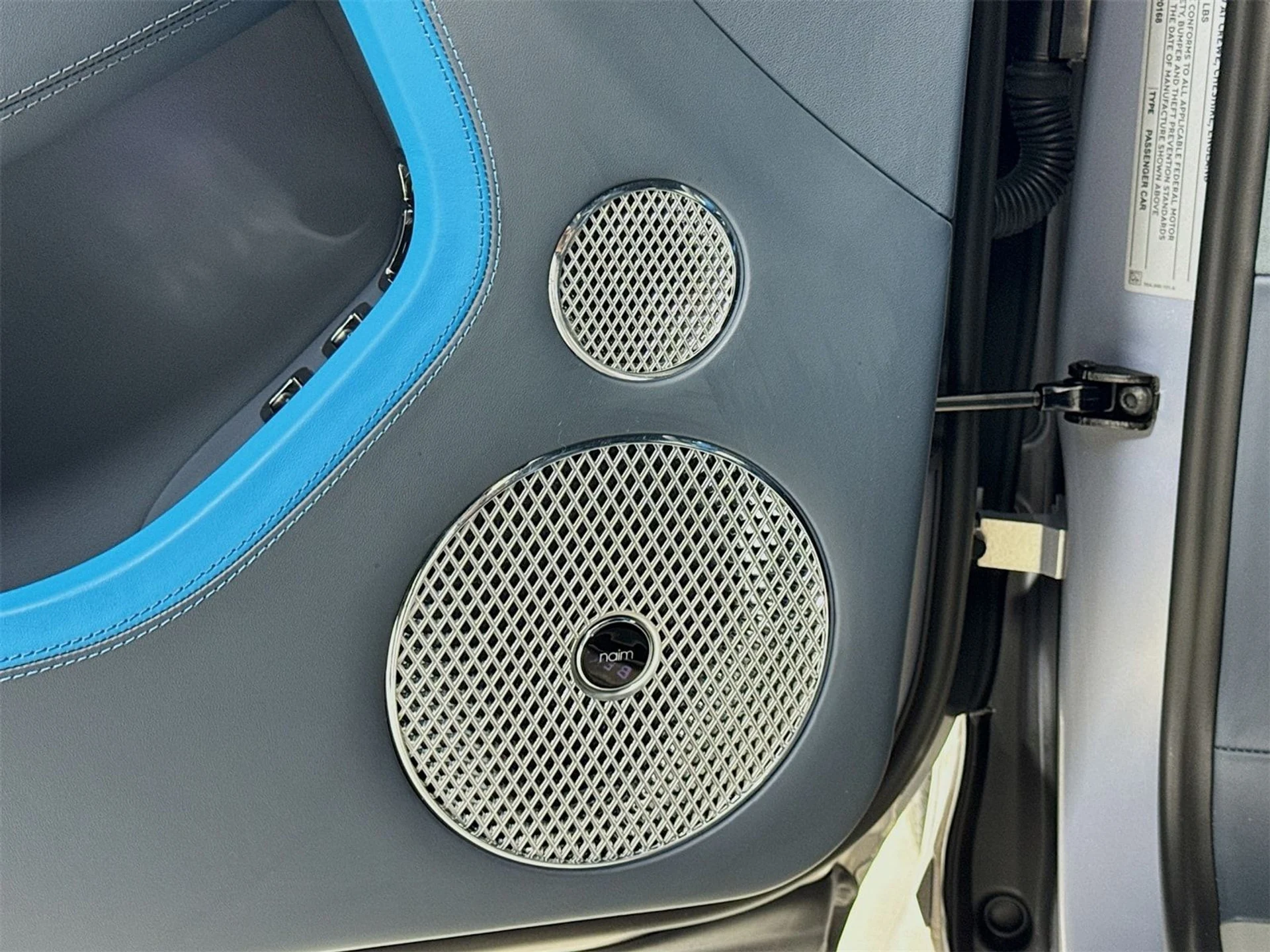 mph017_1944668973_72cc1d09bfbf7b2936ccf12c74a6e674x_0638d3b0d1