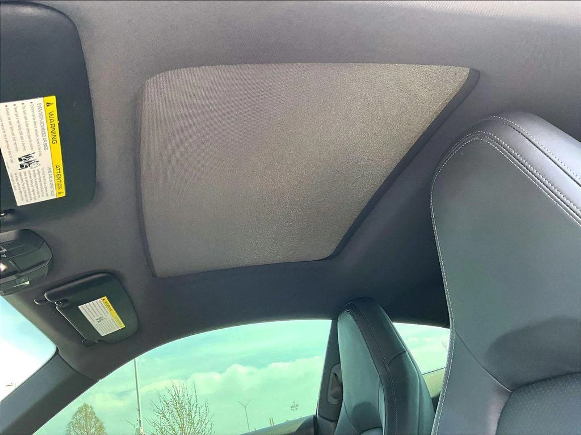 mph017_1946398928_0_Zth_Bdp_P_Ow32ws_YZ_2_B_Sh_Dzv3_OHE_aff1bd90cc