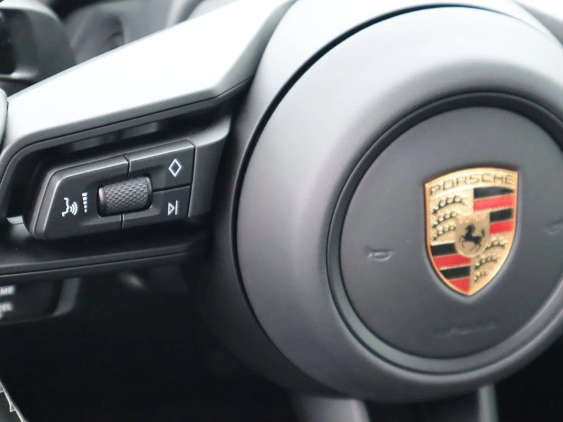 mph017_1946432600_37268571_00541_8f0e39add14b640068aa977380d6453c_3970d1892b