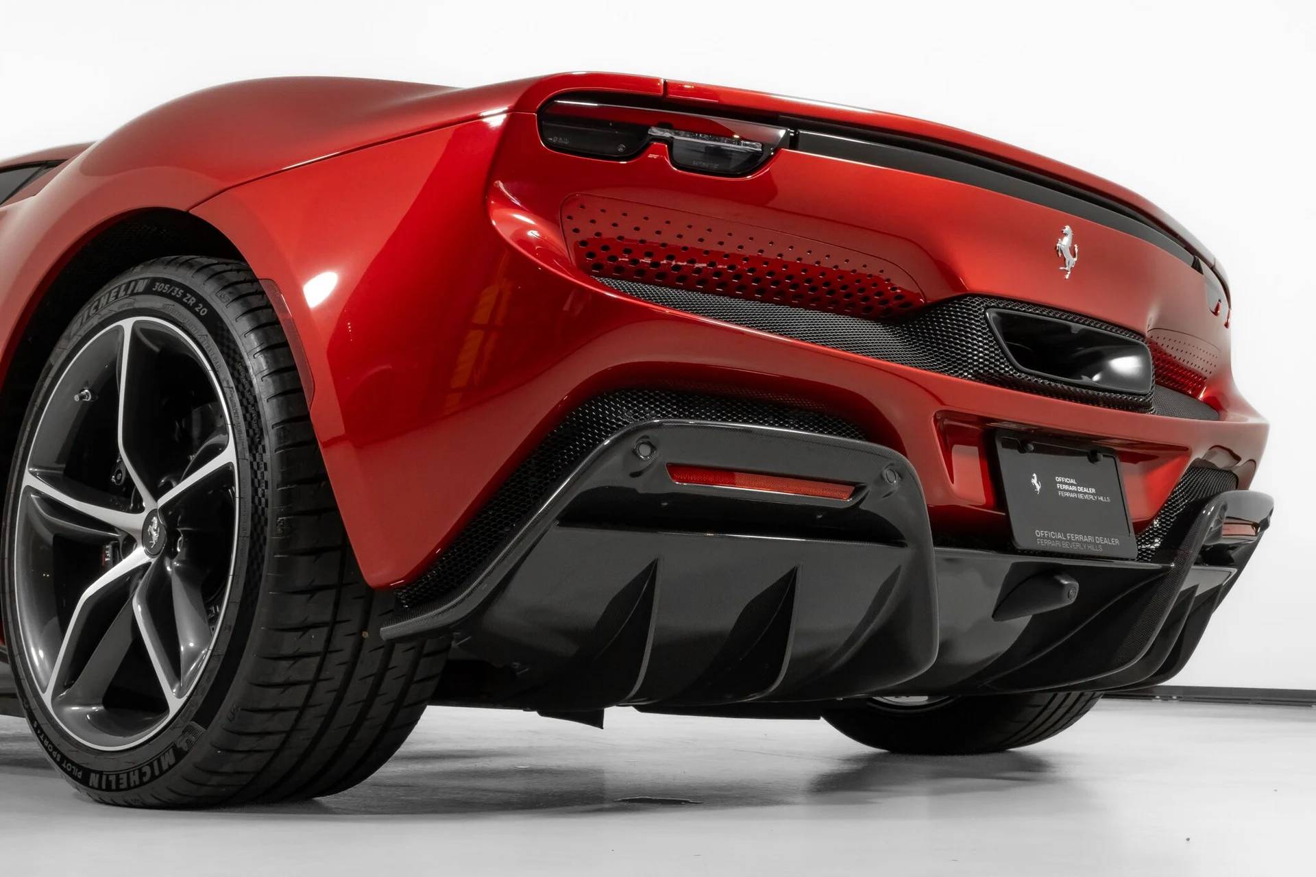 mph017_1951423705_c6d42c87646d87c337a11100d26596d0_d619eba765