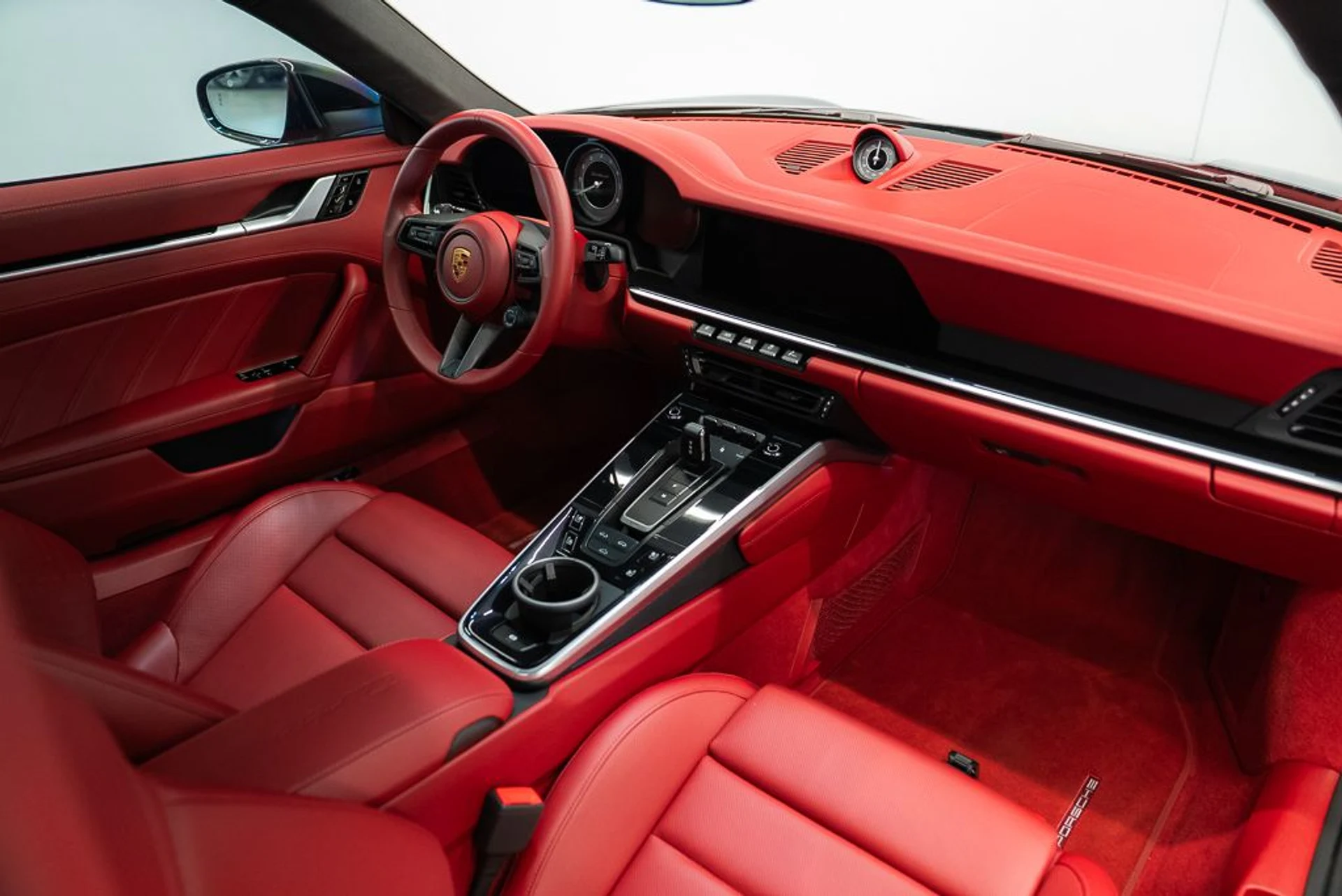 mph017_1959379244_porsche_911_2021_jpg_v_1776180195_469368883b