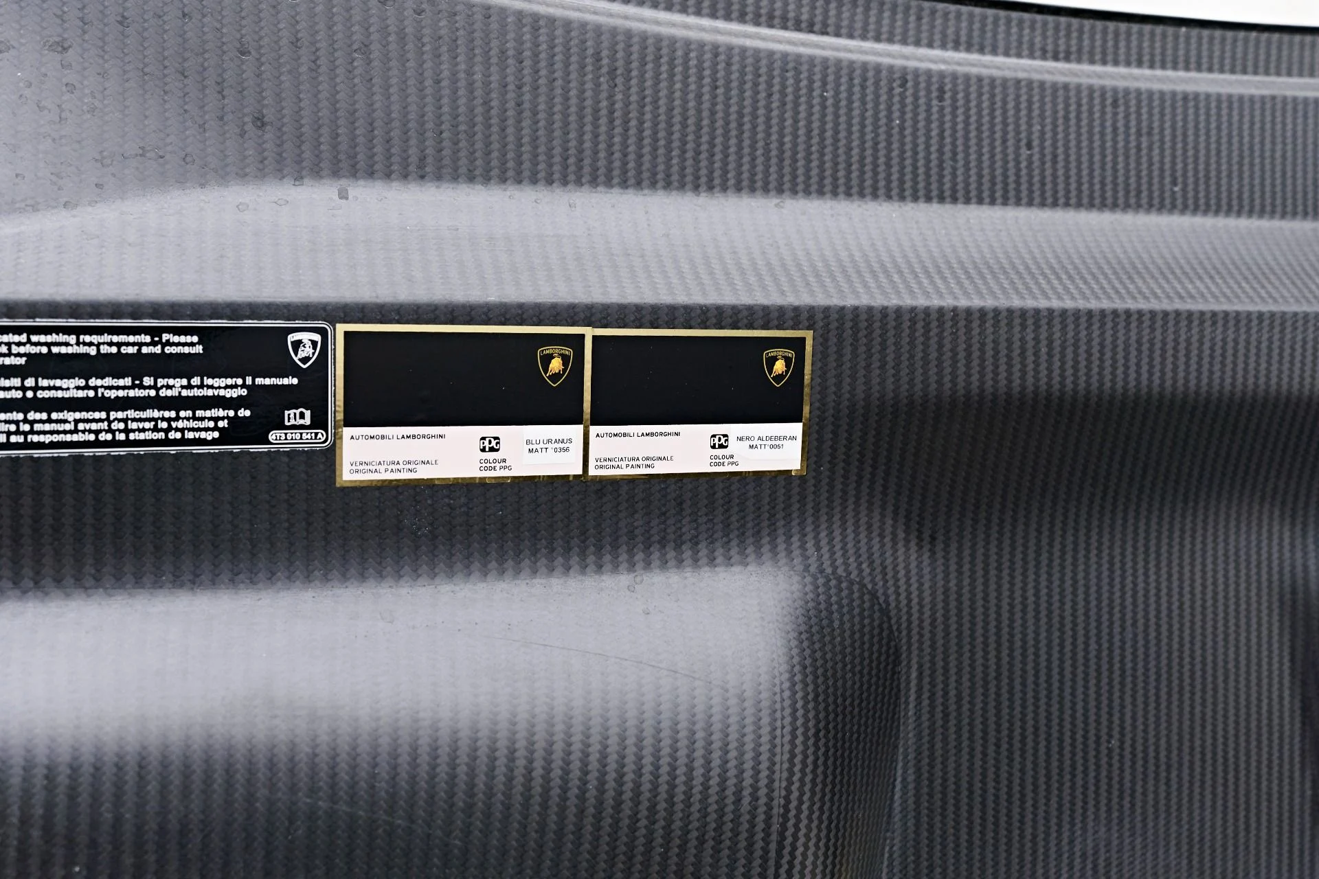 mph017_1971523726_Used_2022_Lamborghini_Huracan_STO_Base_1732754503_0dbccc164b