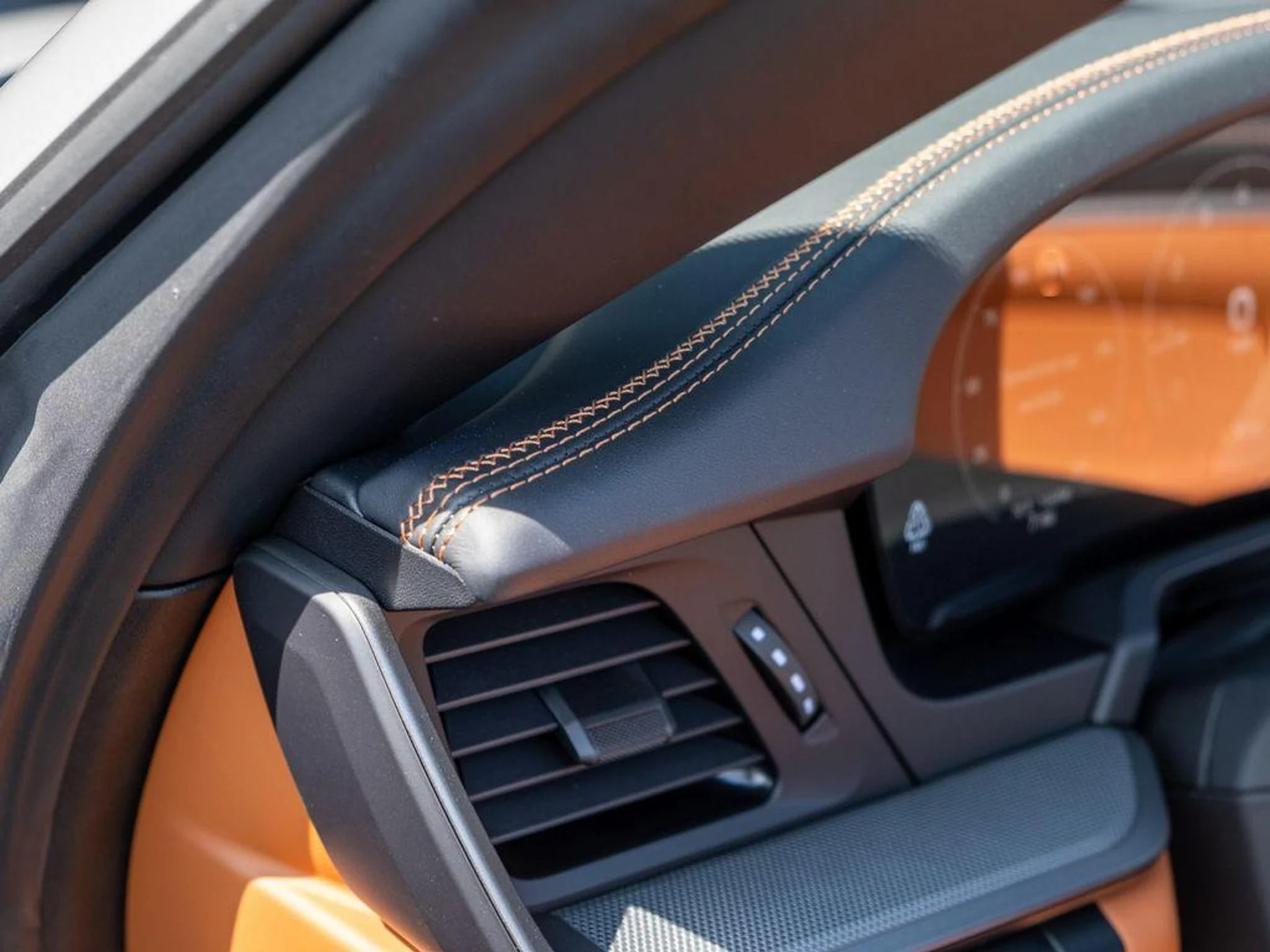 mph017_1972763594_m_OPYBSF_4uxj_Xd78_YW_80n6j_Dg_Qj_A_b6fcd6a064