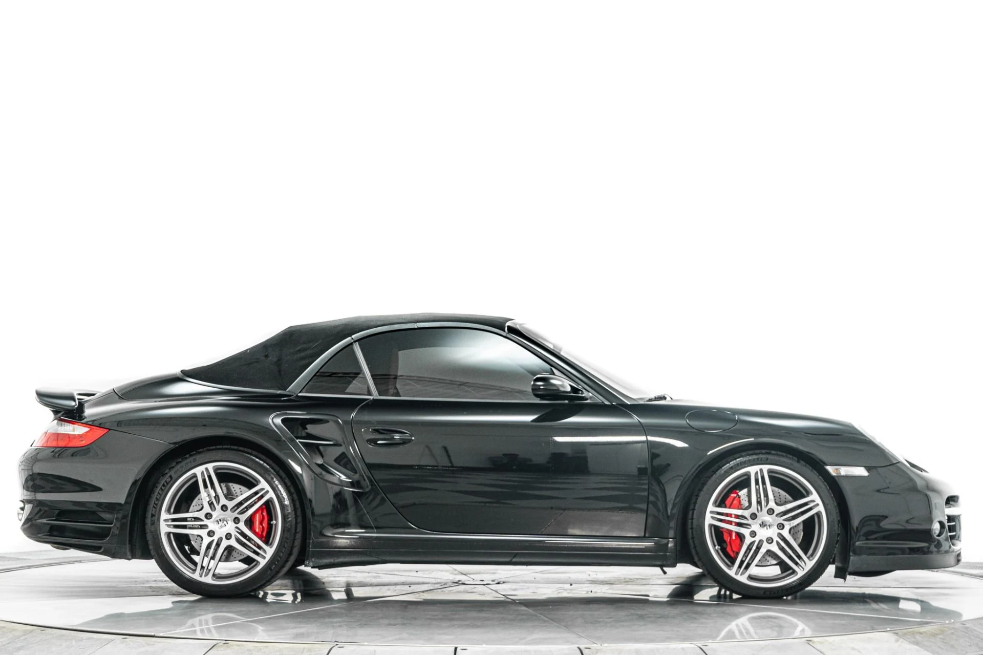 mph017_1974455243_Used_2008_Porsche_911_Turbo_Cabriolet_6_Speed_Manual_Natural_Leather_Interior_1782761484_090c1c7b21