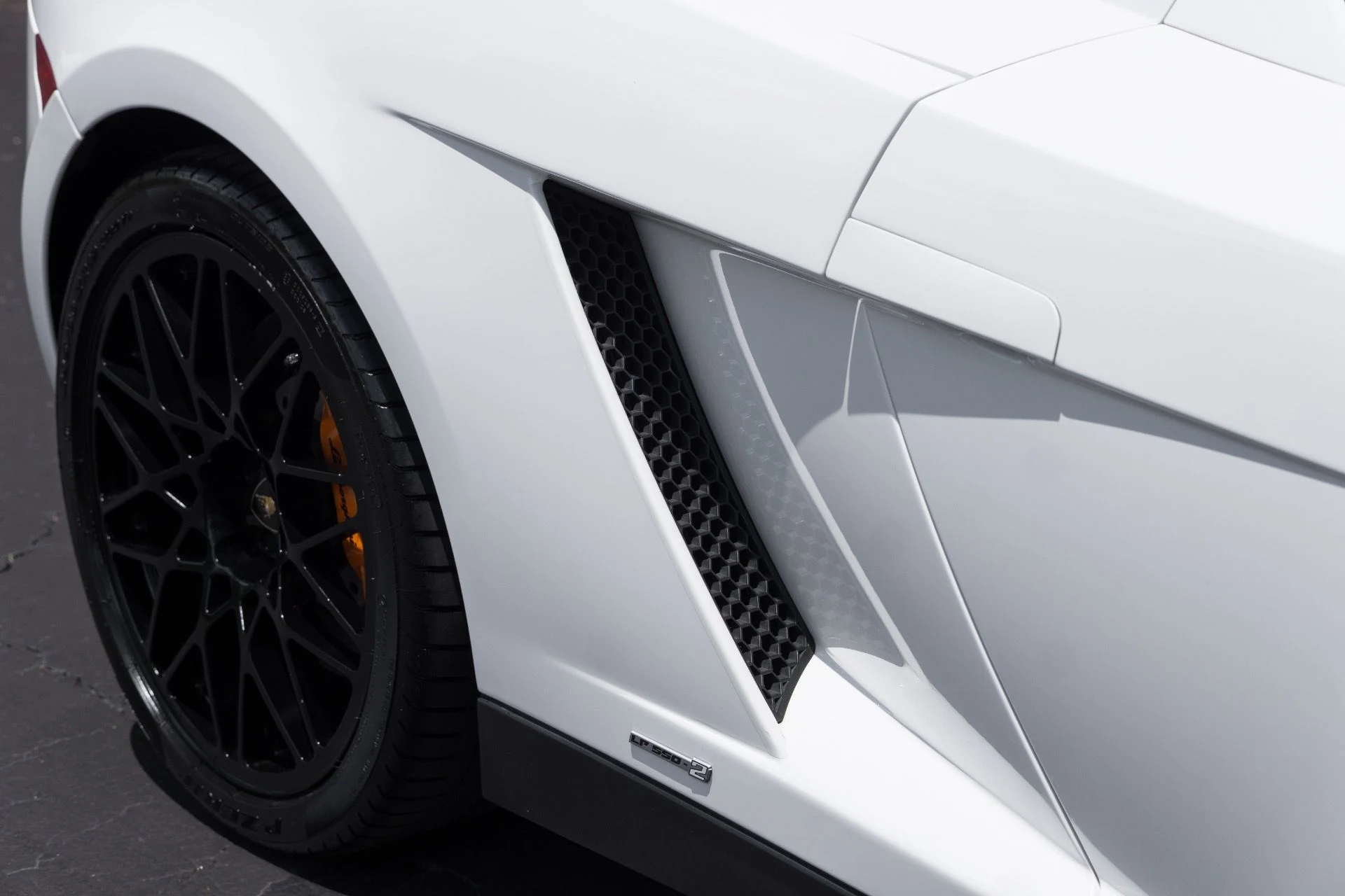 mph017_1978814769_Used_2013_Lamborghini_Gallardo_LP_550_2_Spyder_1781152977_aae3a5a777