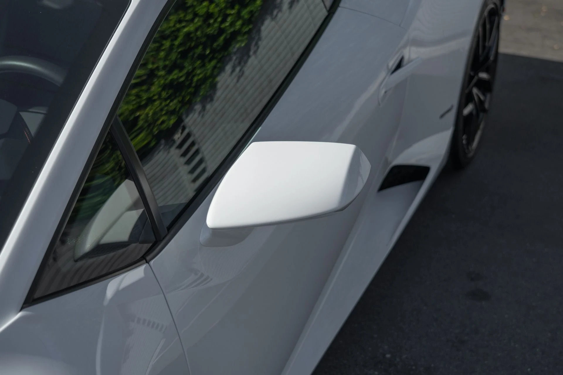 mph017_1979311474_Used_2015_Lamborghini_Huracan_LP_610_4_1761343879_eb8c271027