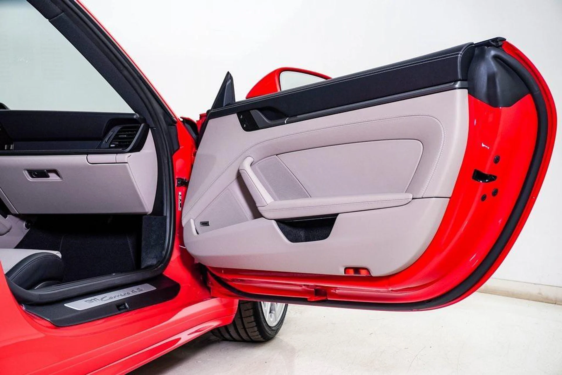 mph017_1980981909_d_fhvnov9omc2w_Iu_I8_GE_Wm_Vca_PU_77a9e75c81