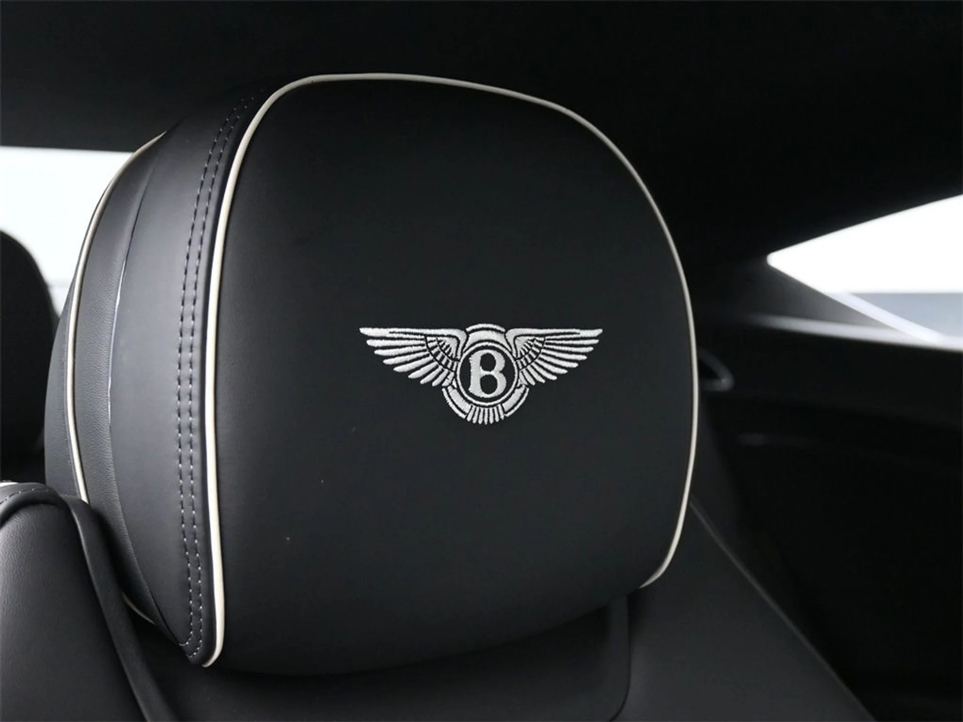 mph017_1982071880_e148a2ba2a5f1e106c3910b6570246dax_6a1bf34f8f