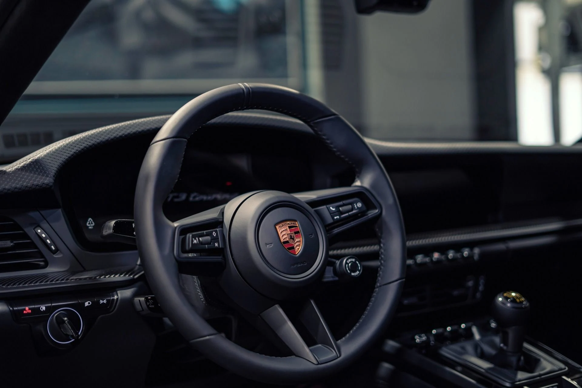 mph017_1983565484_Used_2026_Porsche_911_GT_3_Touring_Lightweight_Package_1776110091_640c38cb50