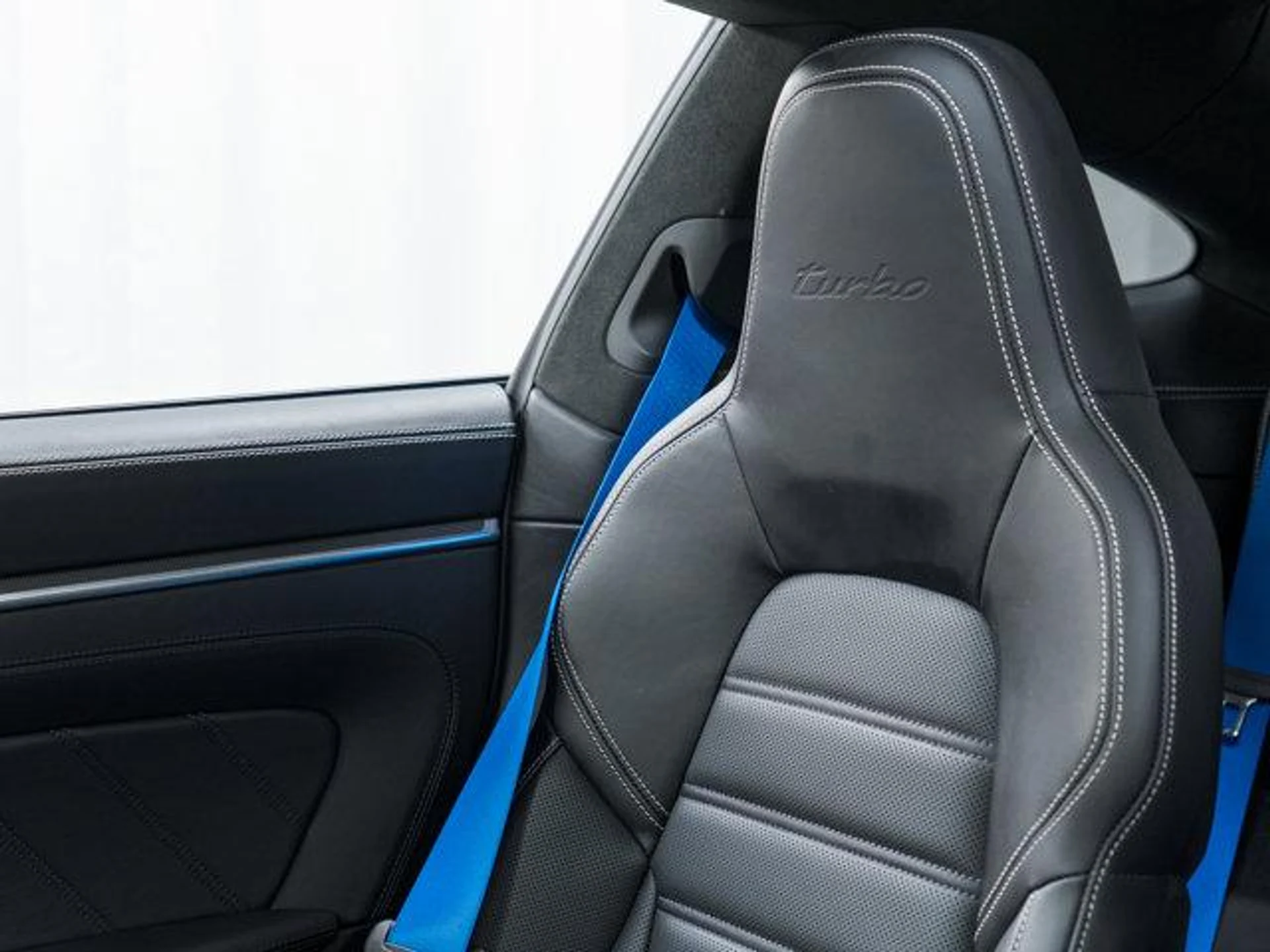 mph017_1988191893_u0av_CCYI_Zo_B_JOL_2r_Q_Iovr_CN_Jbk_135e5b2e03