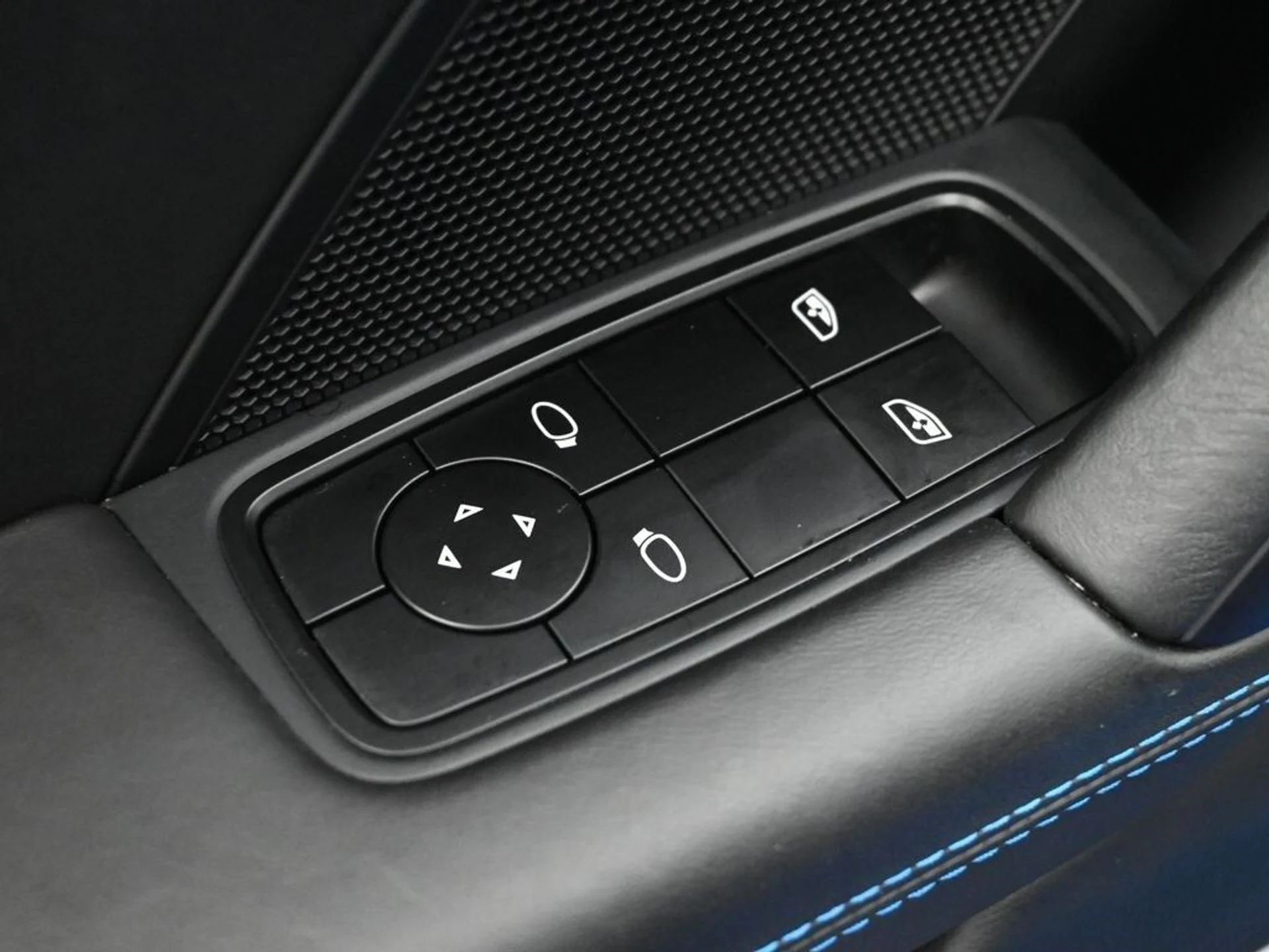 mph017_200999659_938c052385e269fe19785c8481828fd7x_9ef94f2293