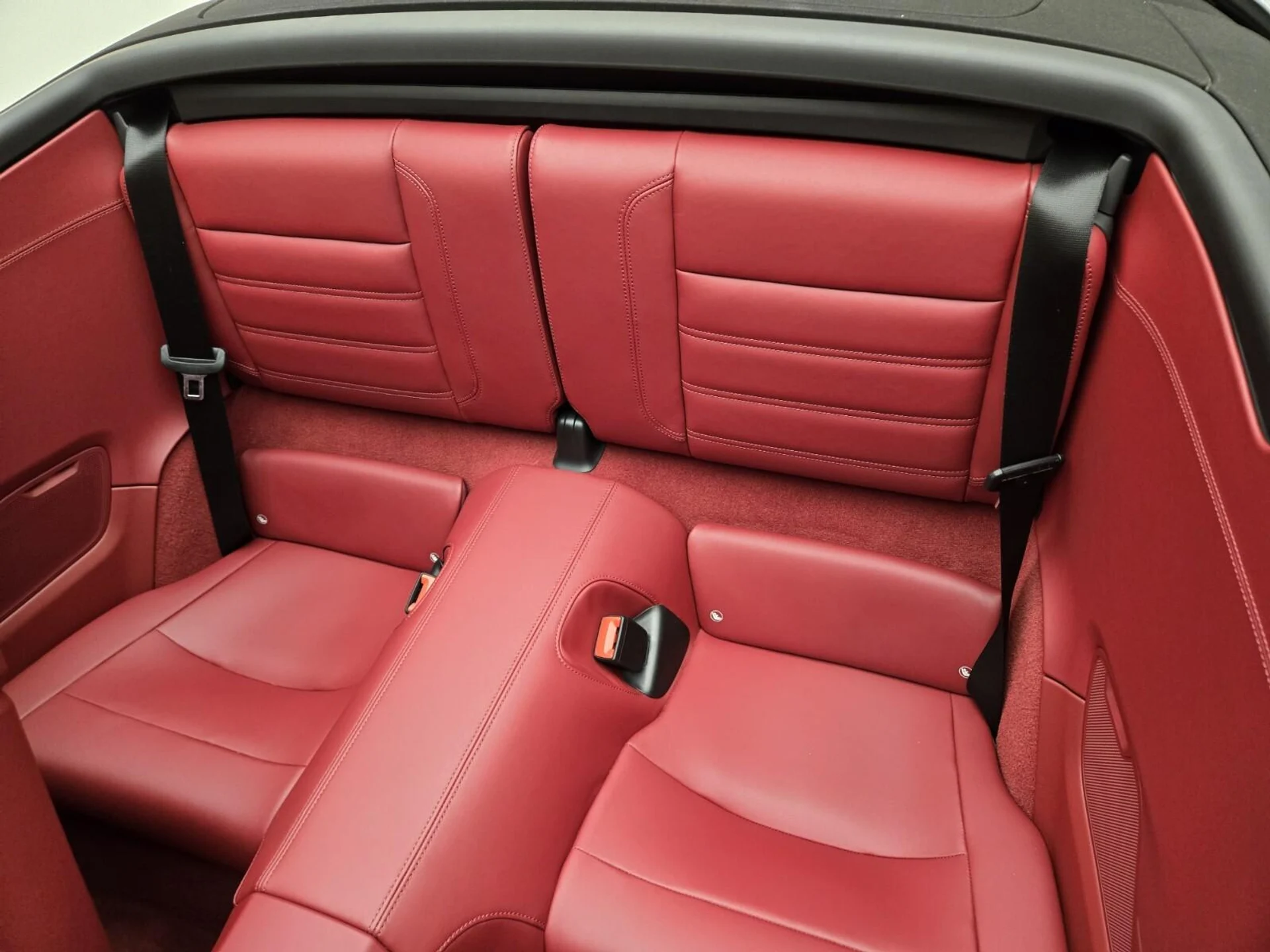 mph017_2018562300_Used_2023_Porsche_911_Turbo_1768891606_67c5e41623