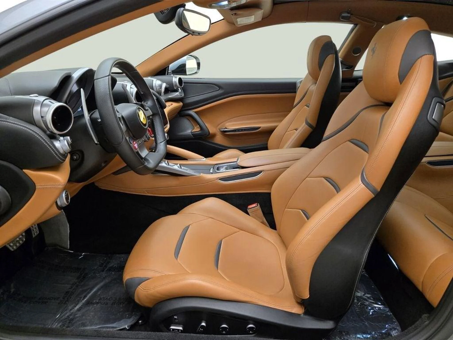 mph017_2029965500_Used_2017_Ferrari_GTC_4_Lusso_V12_1771611643_09d5a44b39