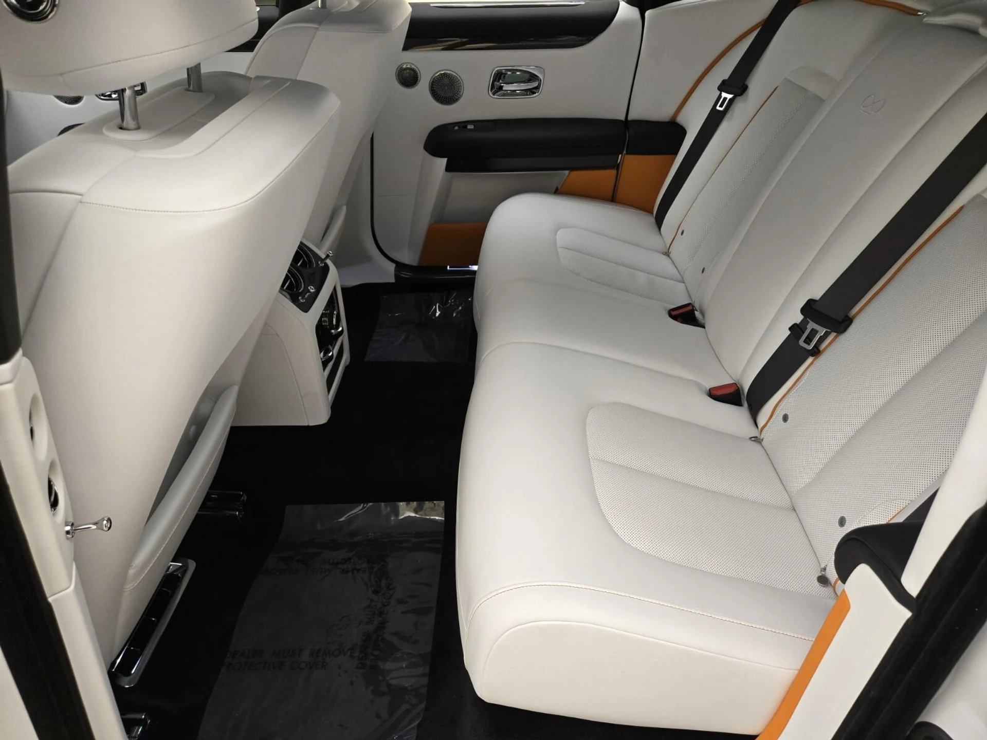 mph017_2033426501_New_2025_Rolls_Royce_Ghost_1753162874_494f6cd3bc