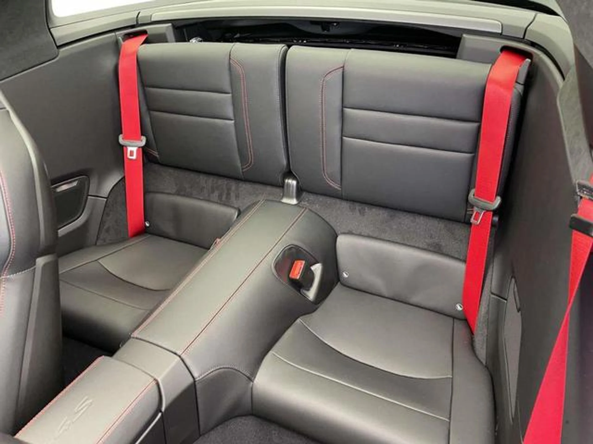 mph017_2040728366_g_G3oax0r_B_9_H7r_W4di_D_Xh_Yemt_Y_3a342af43b