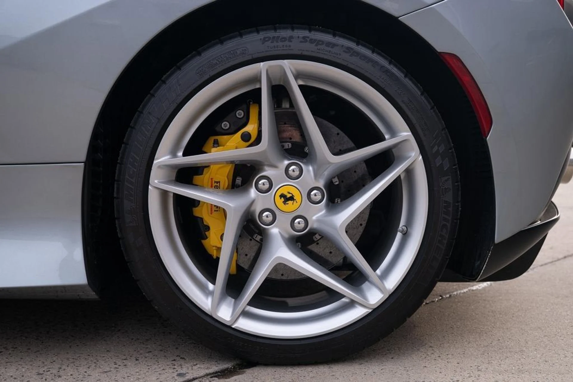 mph017_2044159782_f5e4ebddaf8744b08fa62dafdec23fb9_f1245a7110