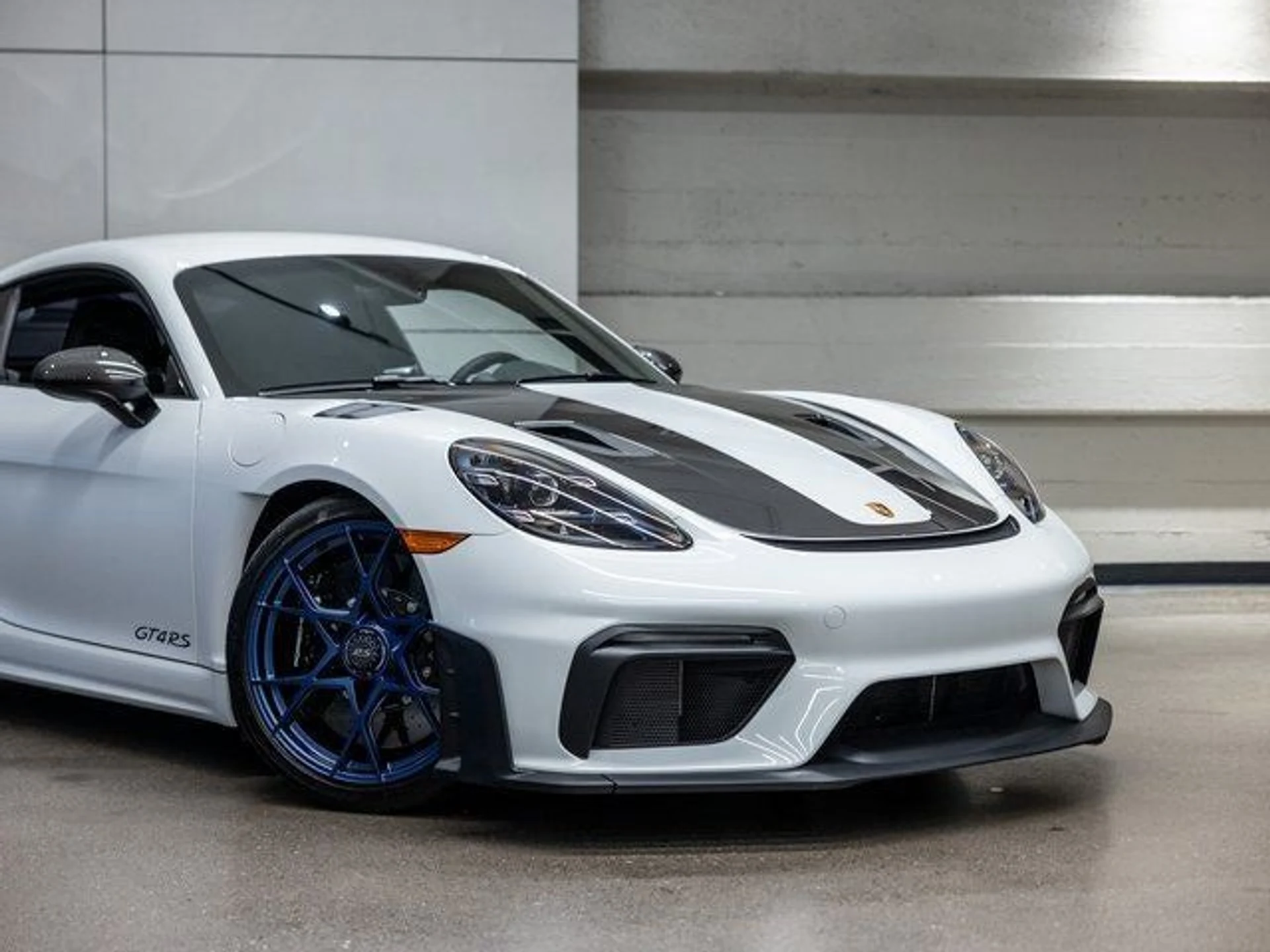 mph017_2048906529_18_009f8424d6