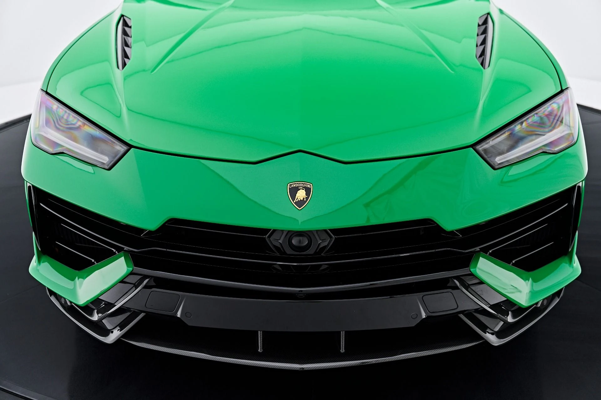 mph017_2051712693_Used_2023_Lamborghini_Urus_Performante_1788571122_f9a10553cb