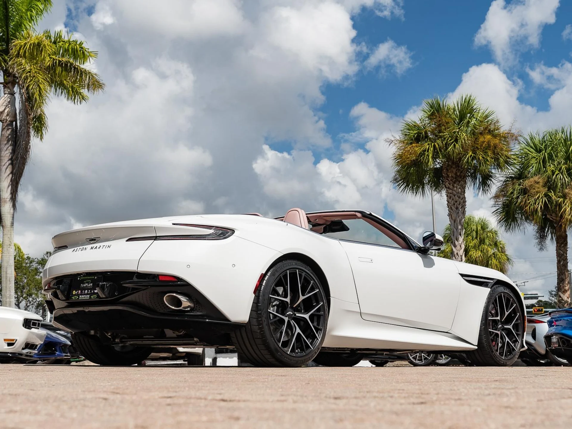 mph017_2057084333_Used_2025_Aston_Martin_DB_12_1761167142_37373110b7