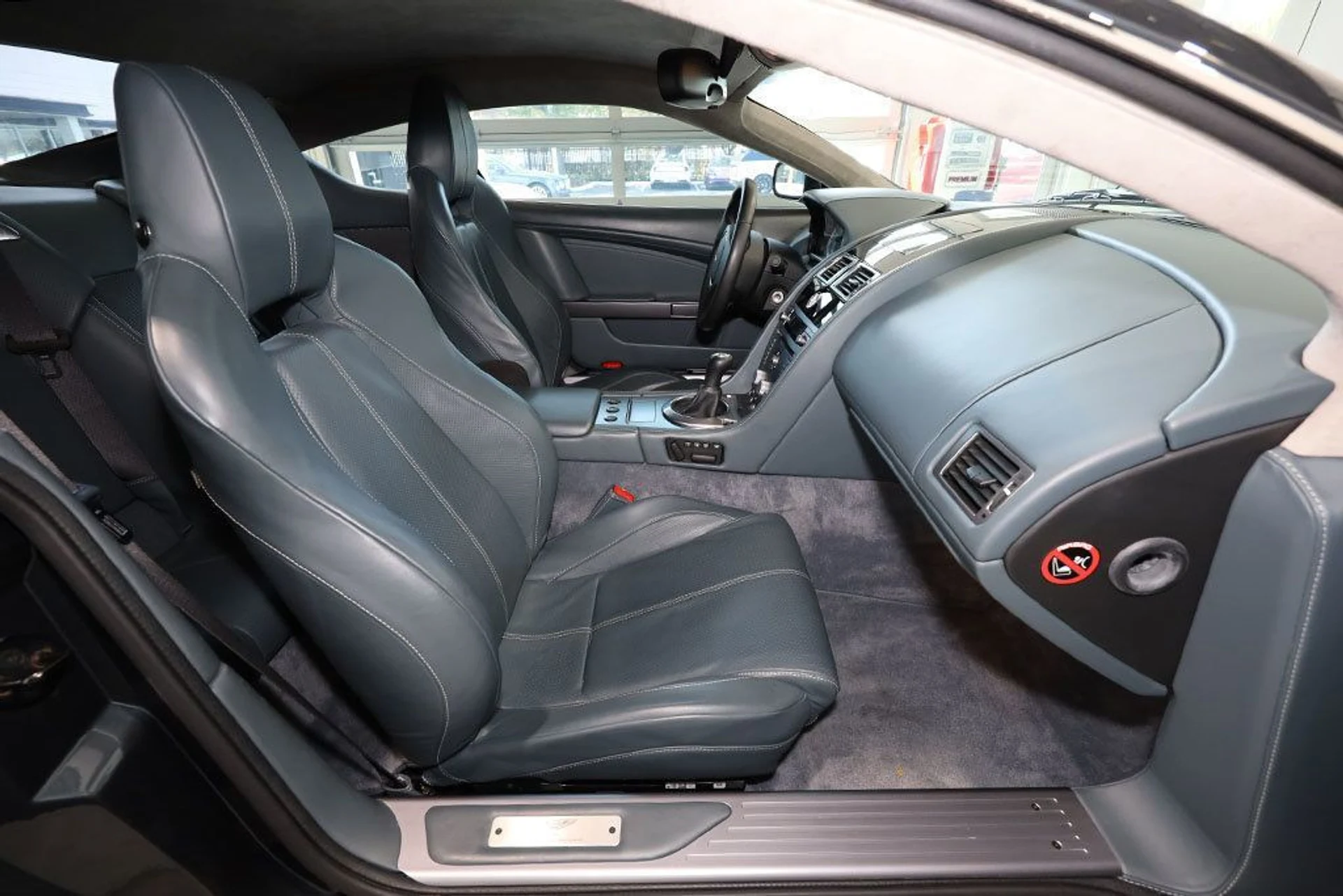 mph017_2059234686_used_2007_aston_martin_db9_2drcoupemanual_9689_21830752_18_1024_36f407af24