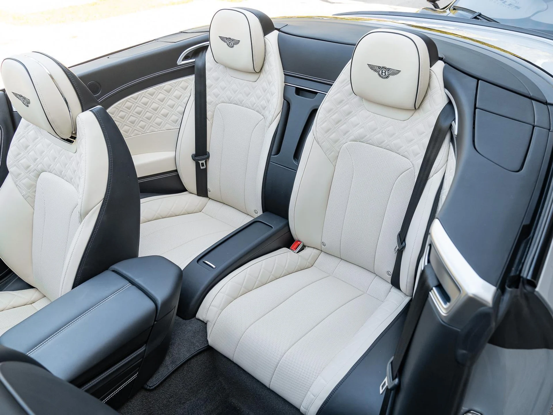 mph017_2066471889_Used_2023_Bentley_Continental_GTC_S_GT_V8_1777583221_6ad467a401